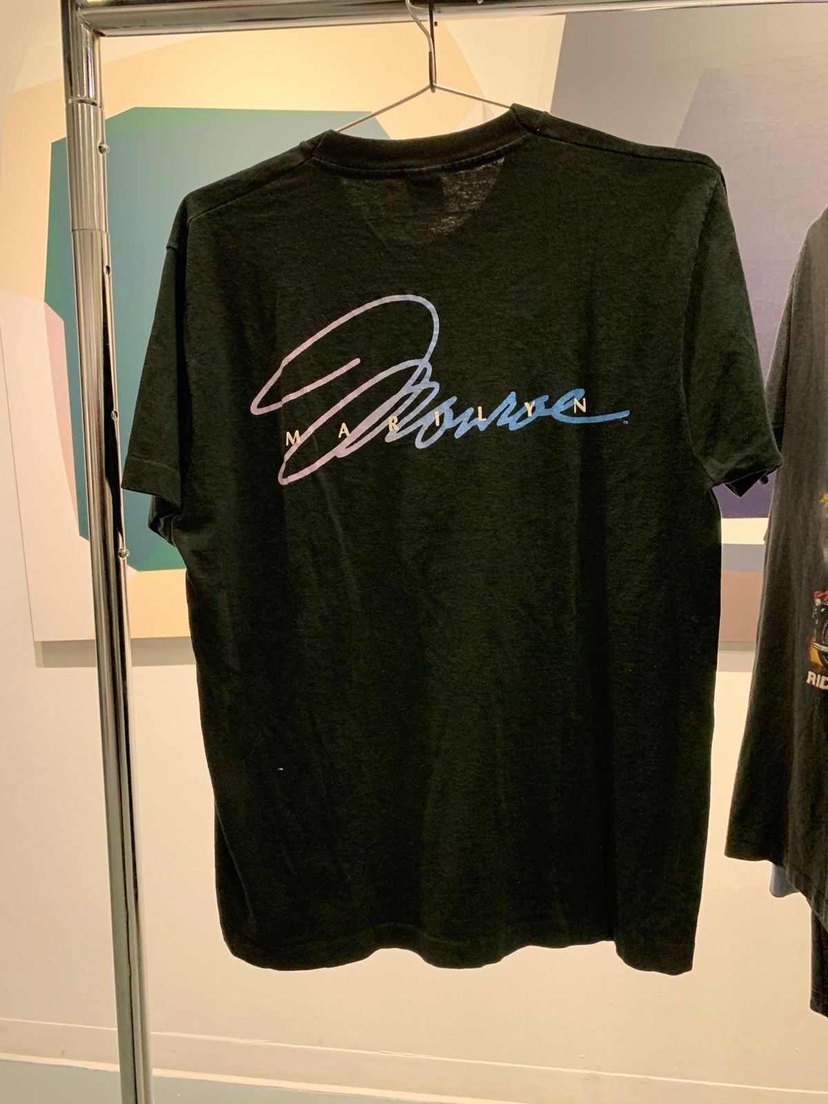 Japanese Brand Marlyn Monroe T 90s Size US L / EU 52-54 / 3 - 7 Thumbnail