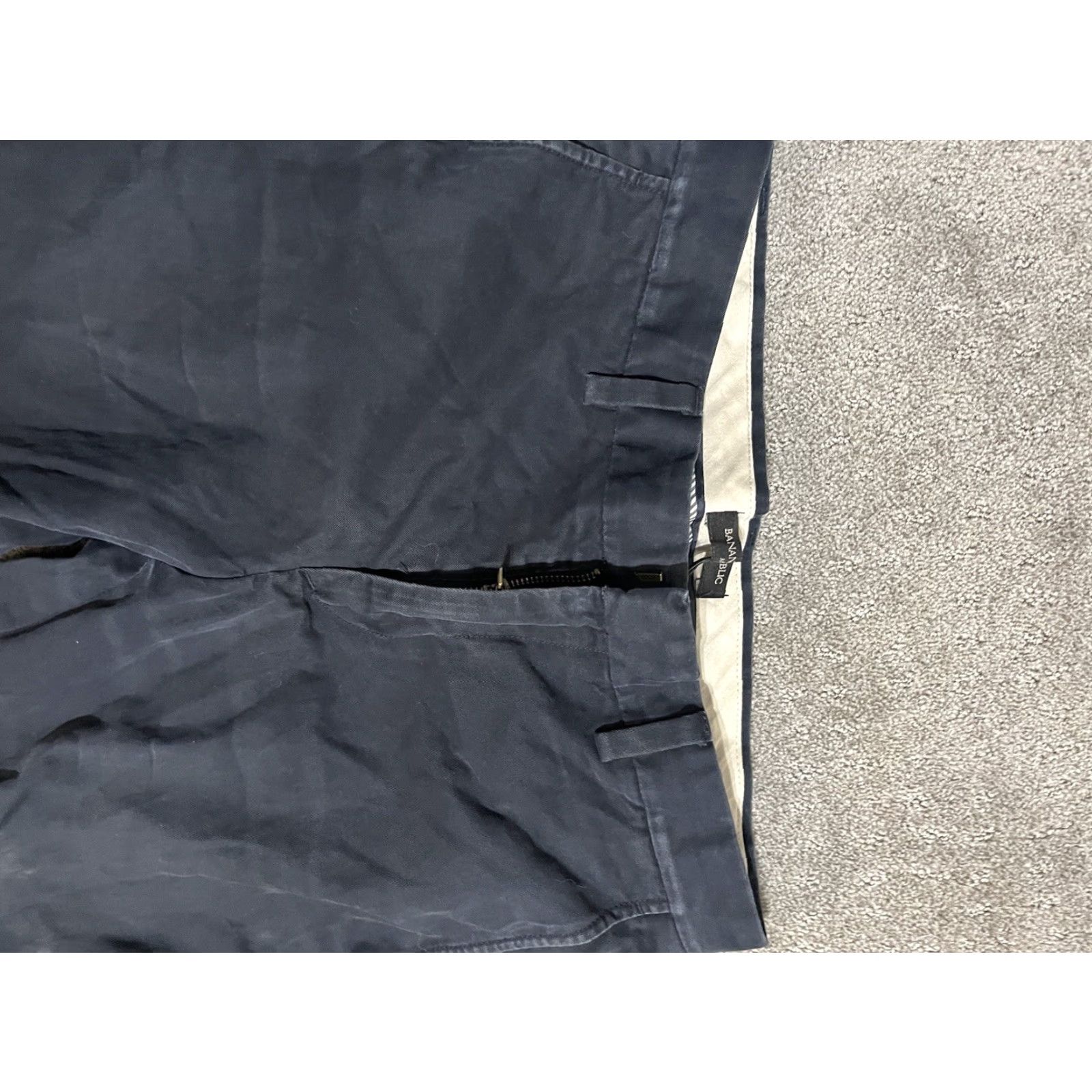 Banana Republic BANANA REPUBLIC Aiden Chino Pants Navy Blue Solid Mens 30x30 Cotton Blend Chino Size US 30 / EU 46 - 2 Thumbnail
