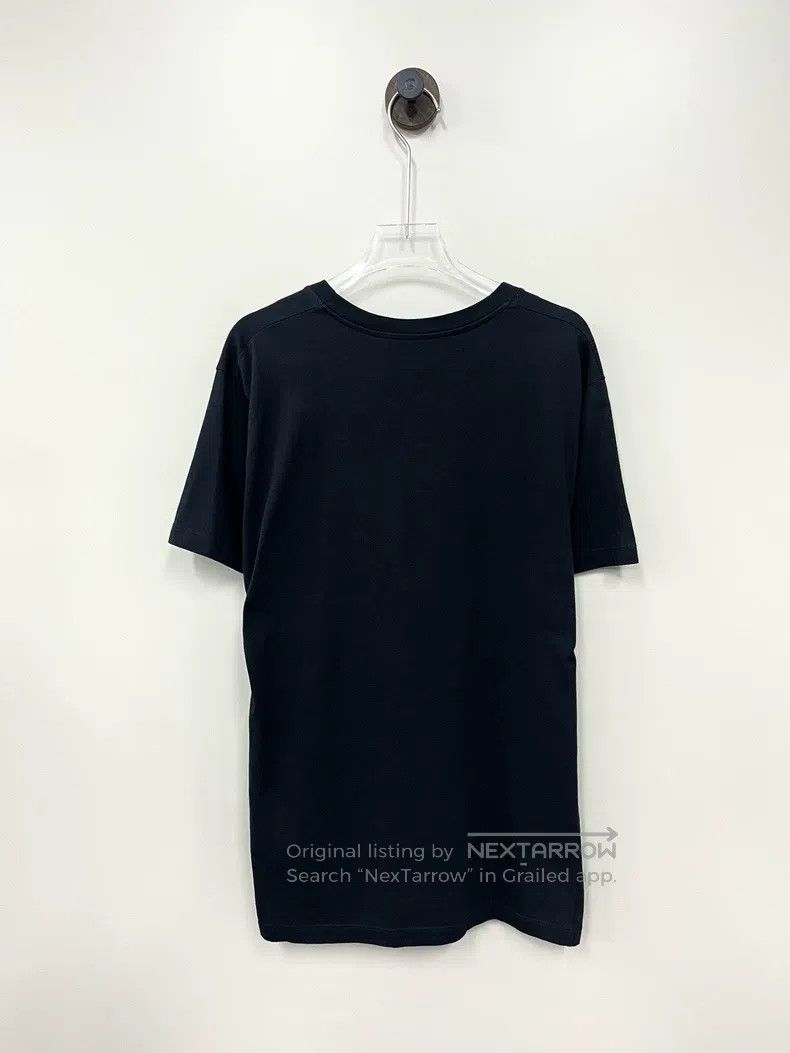 Gucci Black and pink strawberry old letter logo short-slee