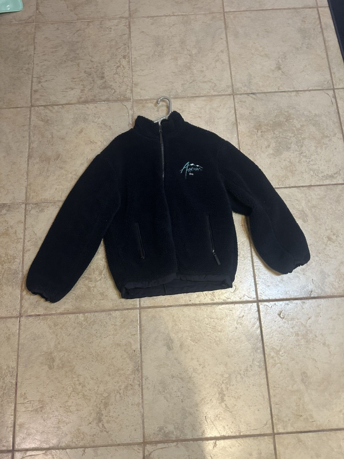 Kith KITH x Aspen Exclusive (only sold in store) sz s Size US S / EU 44-46 / 1 - 1 Thumbnail