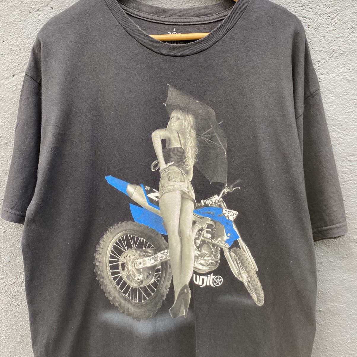 G-Unit Faded Unit Sexy Model Yamaha Motorcross ERD GRUNGE TEE Size US L / EU 52-54 / 3 - 2 Thumbnail