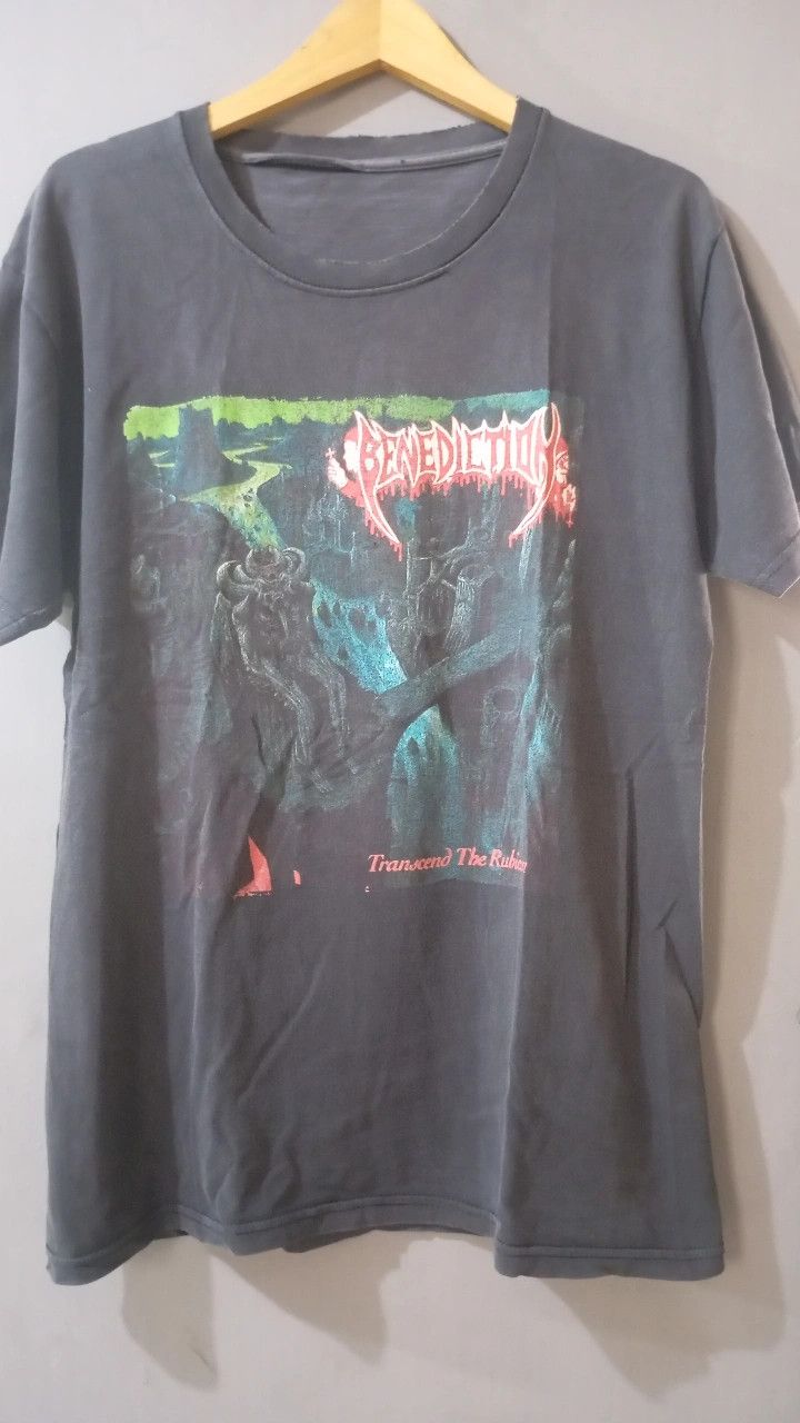 Band tees Benediction