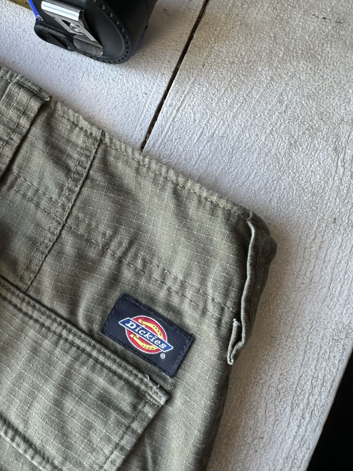 Dickies OLIVE DICKIES 🚨 CARGO PANTS Y2K SK8 BAGGY MULTIPOCKET Size US 30 / EU 46 - 10 Thumbnail