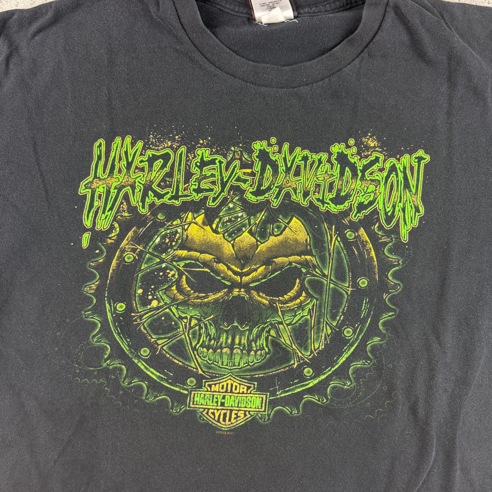 Harley Davidson Y2K Harley Davidson Skull Shirt Size XL Y2K Biker Shirt Size US XL / EU 56 / 4 - 2 Thumbnail