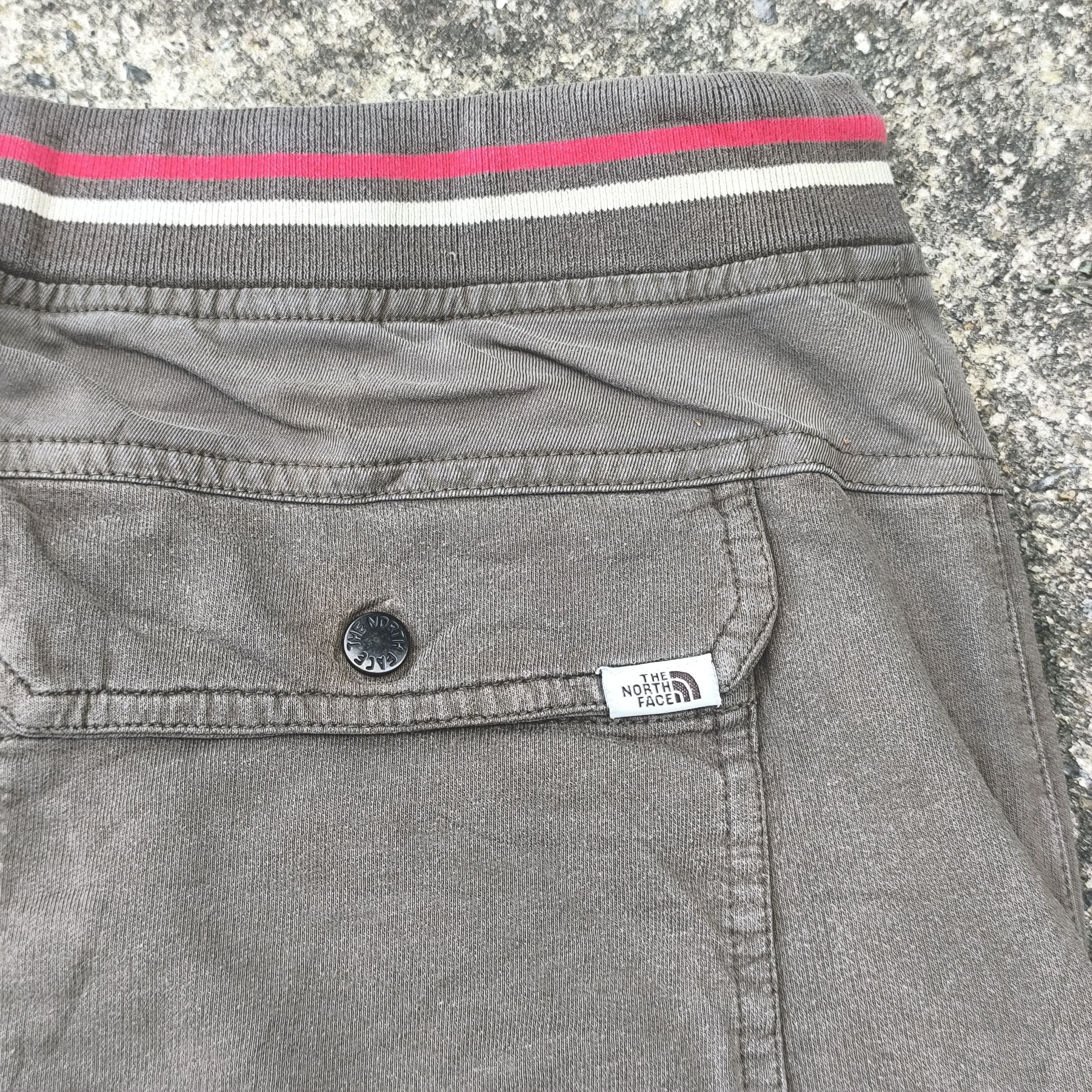 The North Face THE NORTH FACE SHORTS COTTON Size US 36 / EU 52 - 7 Thumbnail