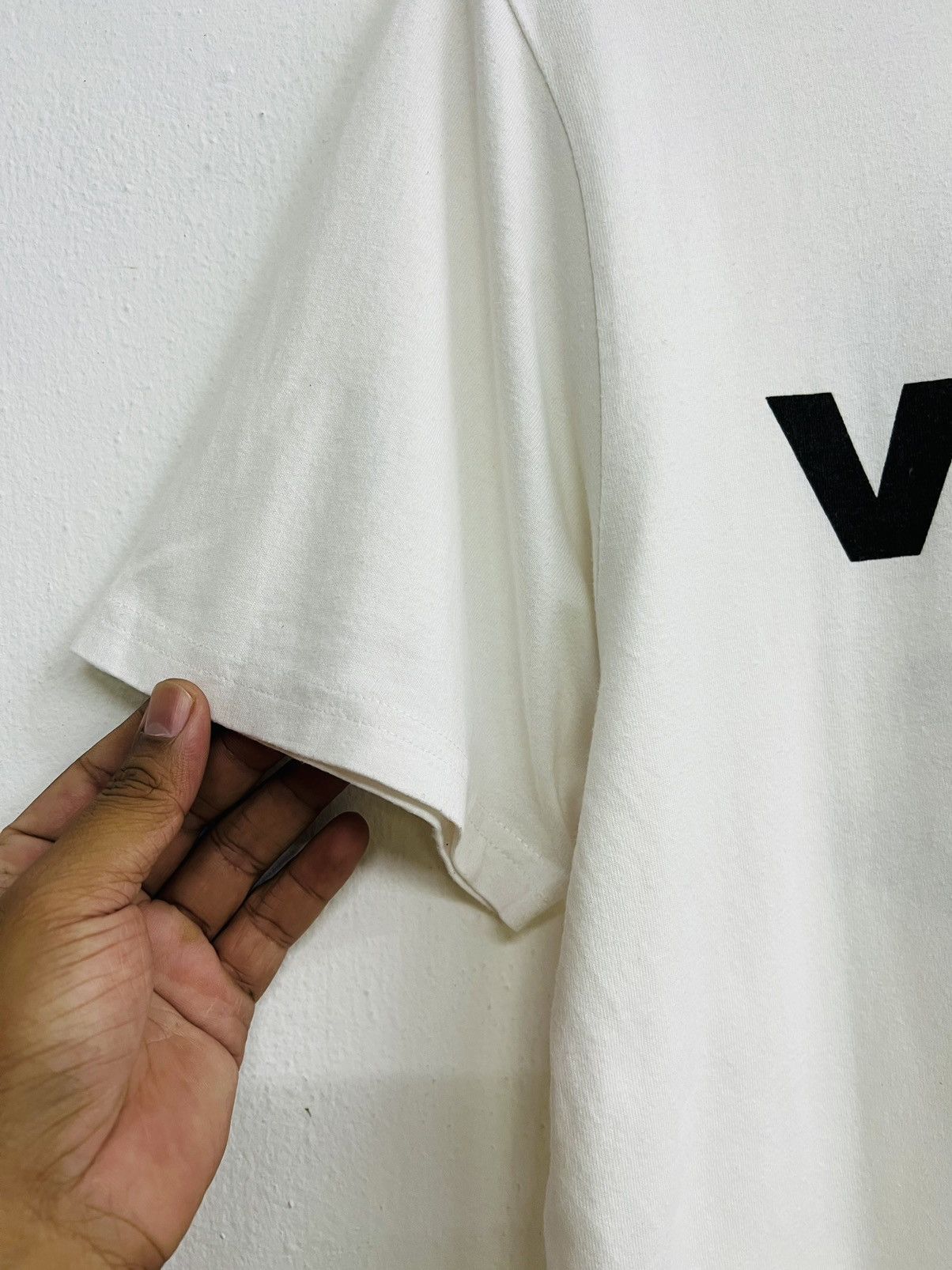 Vintage × Vision Streetwear VINTAGE Y2K VISION STREETWEAR ALL LOGO TEE Size US L / EU 52-54 / 3 - 7 Thumbnail