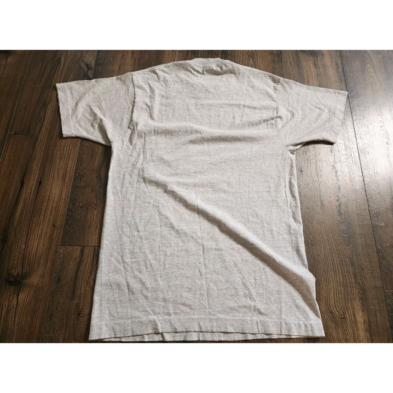 Fruit Of The Loom VINTAGE Fruit of the Loom T-Shirt Mens L Gray Pocket 90s Classic Minimalist All Seasons Crew Neck Short Sleeve Cotton Shirt Size US L / EU 52-54 / 3 - 2 Thumbnail