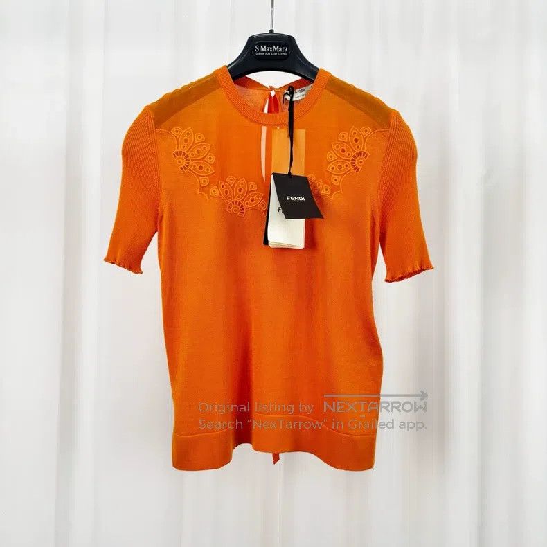 Fendi Fendi Embroidered Bow Knit Short Sleeve Size XS / US 0-2 / IT 36-38 - 1 Thumbnail
