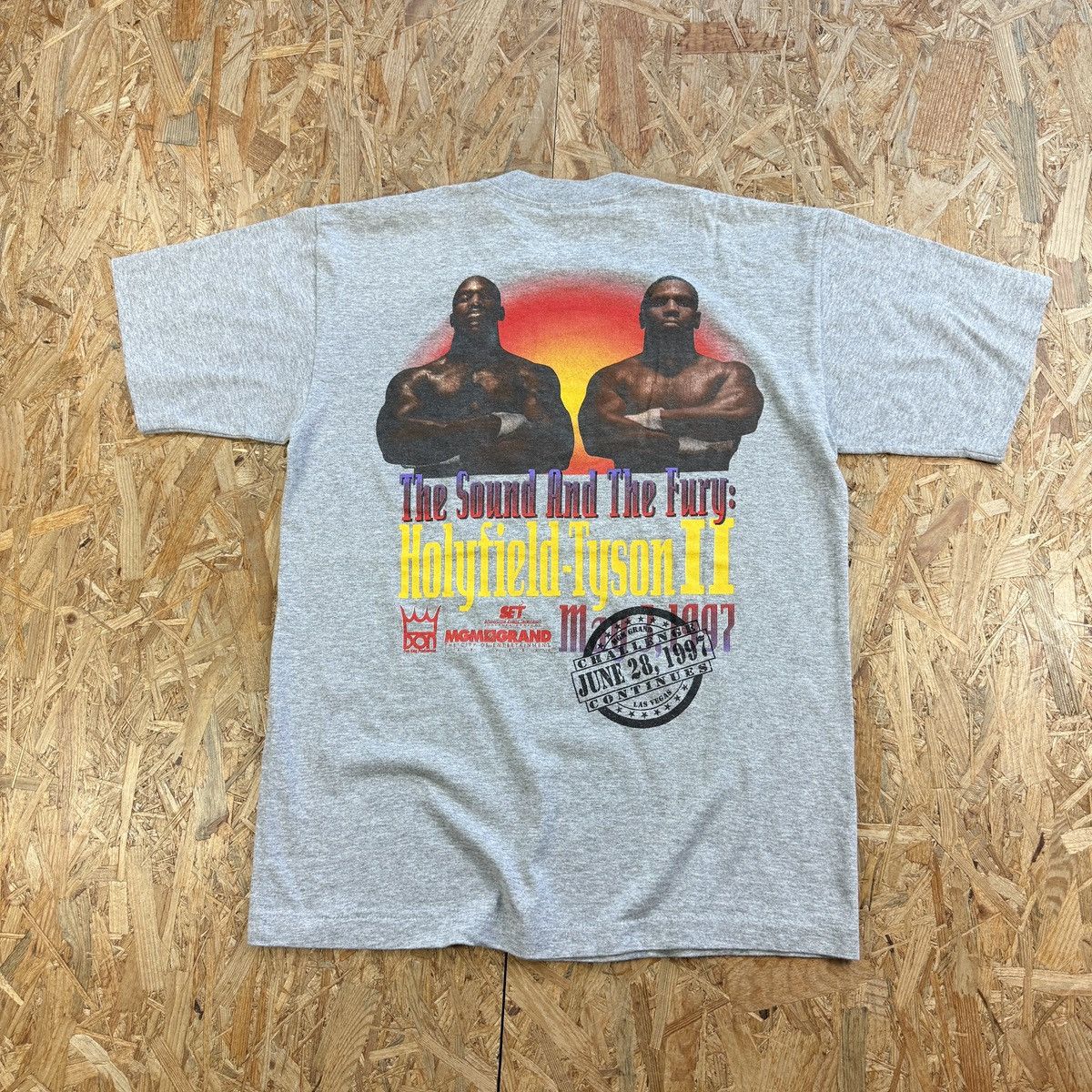 Vintage Vintage 1997 Holyfield Vs Tyson 2 MGM Grand T-shirt L usa Size US L / EU 52-54 / 3 - 2 Thumbnail