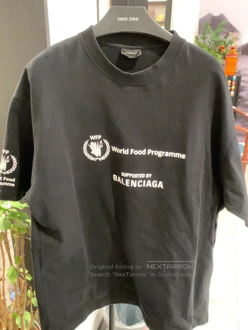Balenciaga BALENCIAGA Black T-shirt. Size US M / EU 48-50 / 2 - 1 Thumbnail