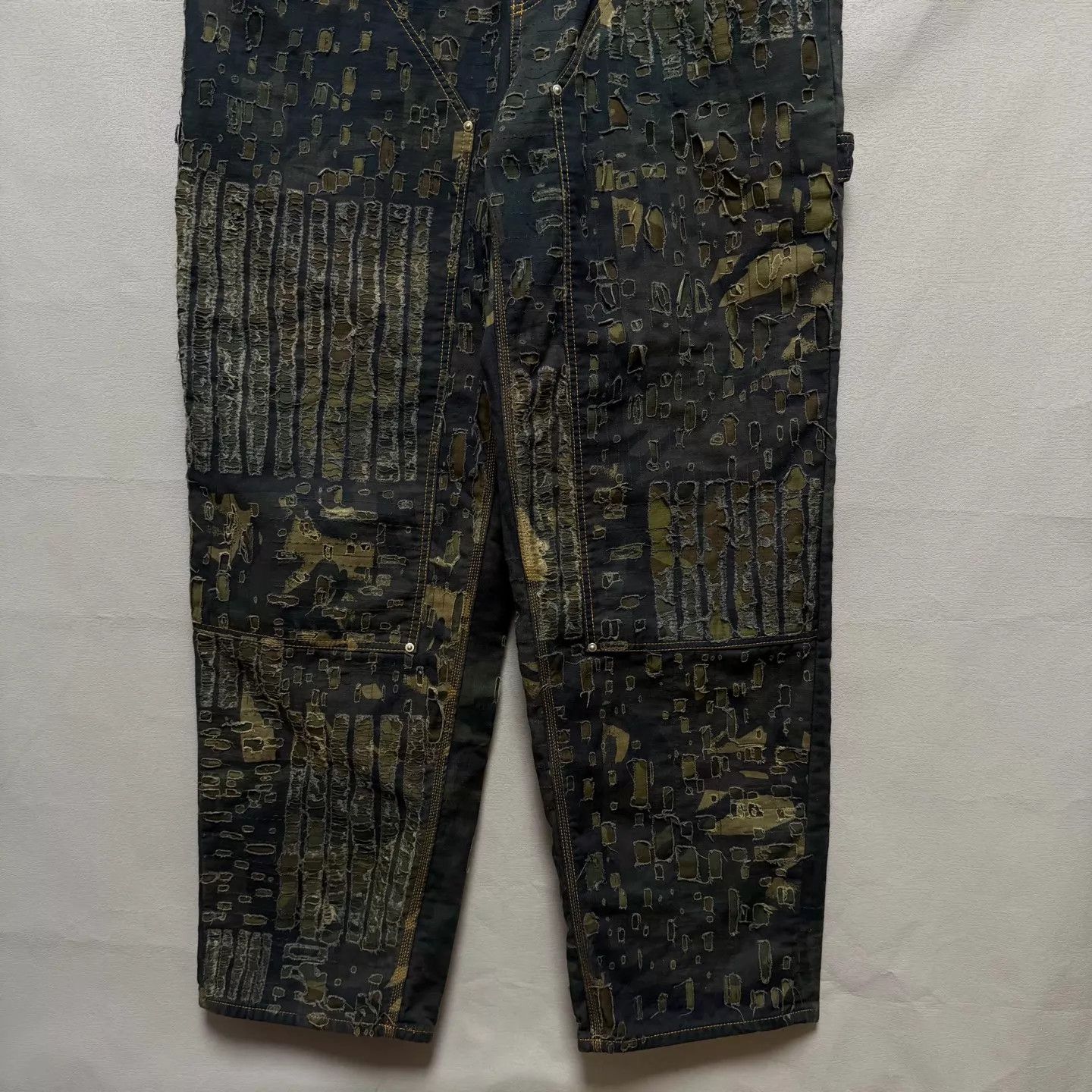 Givenchy Givenchy Carpenter Jeans Dark Green Camo Paneled 36 Raw Size US 36 / EU 52 - 4 Thumbnail