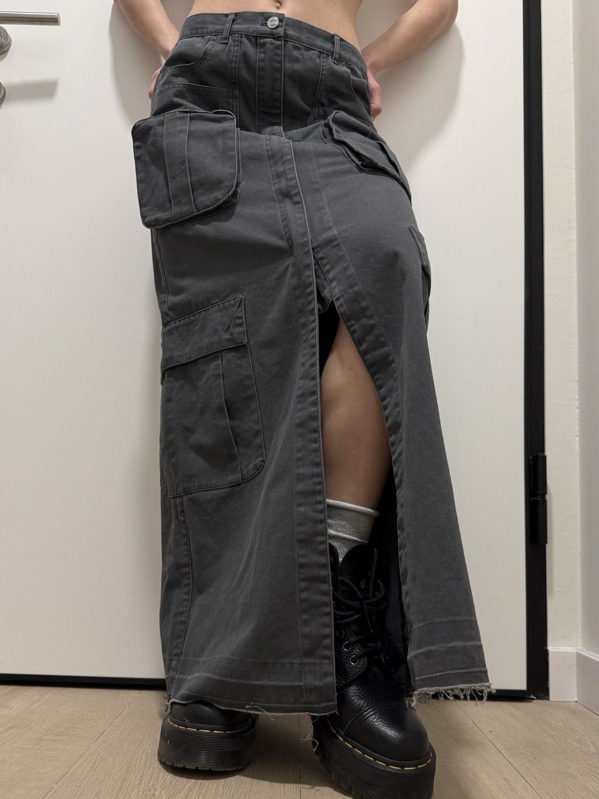 Vintage Jerry Hall vintage cargo y2k swag Long Skirt Pocket 2000`s Size 25" / US 0 / IT 36 - 9 Thumbnail