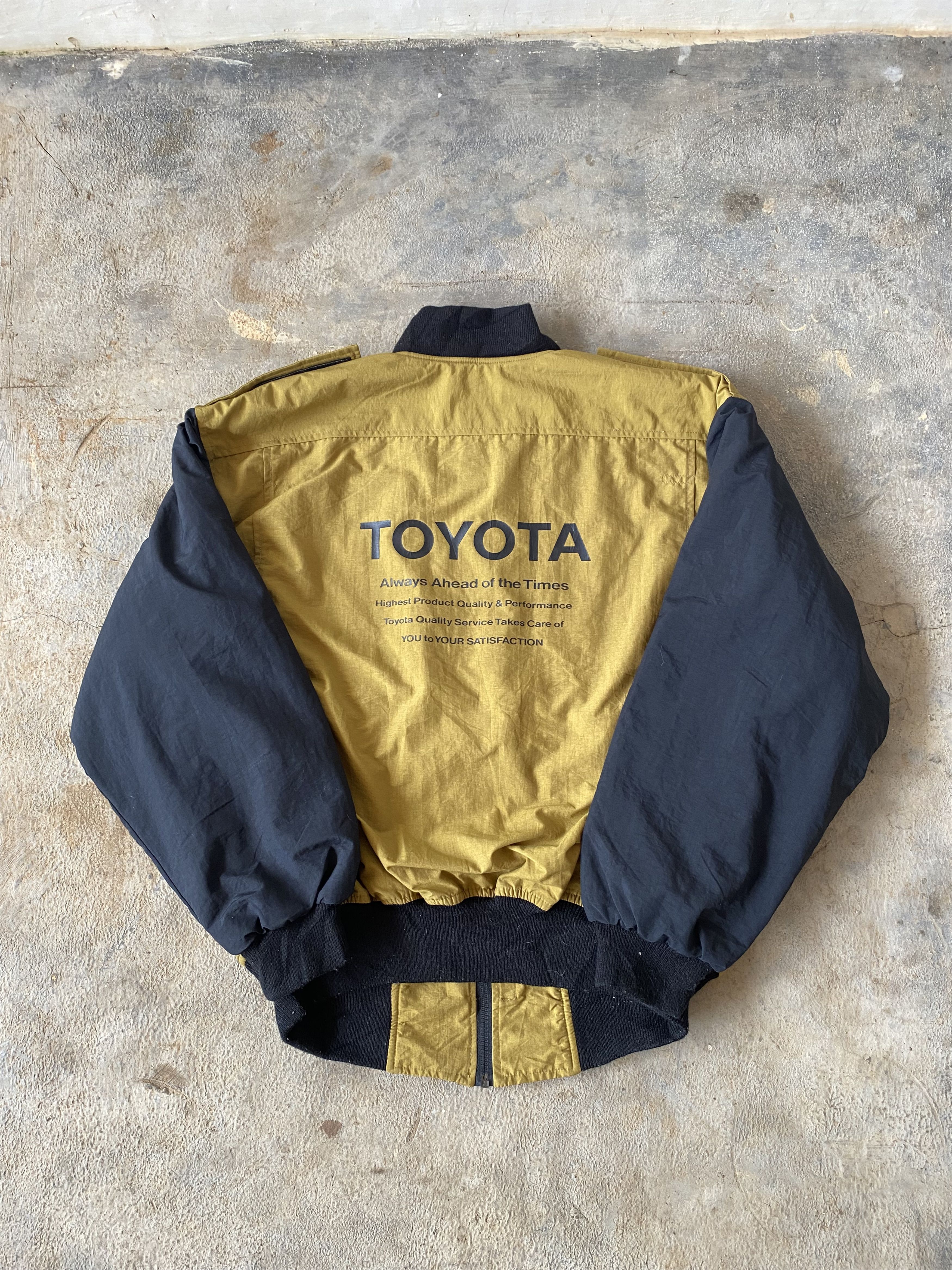 Vintage Vintage 90s Toyota racing jacket Size US L / EU 52-54 / 3 - 5 Thumbnail