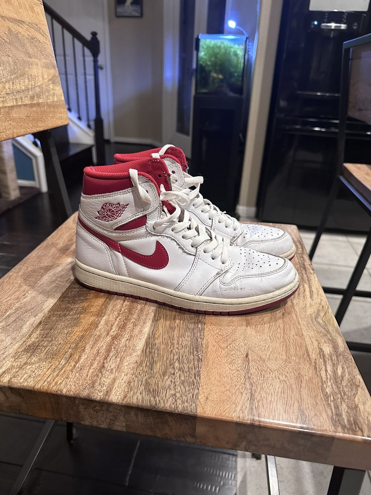 nike jordan 1 metallic red