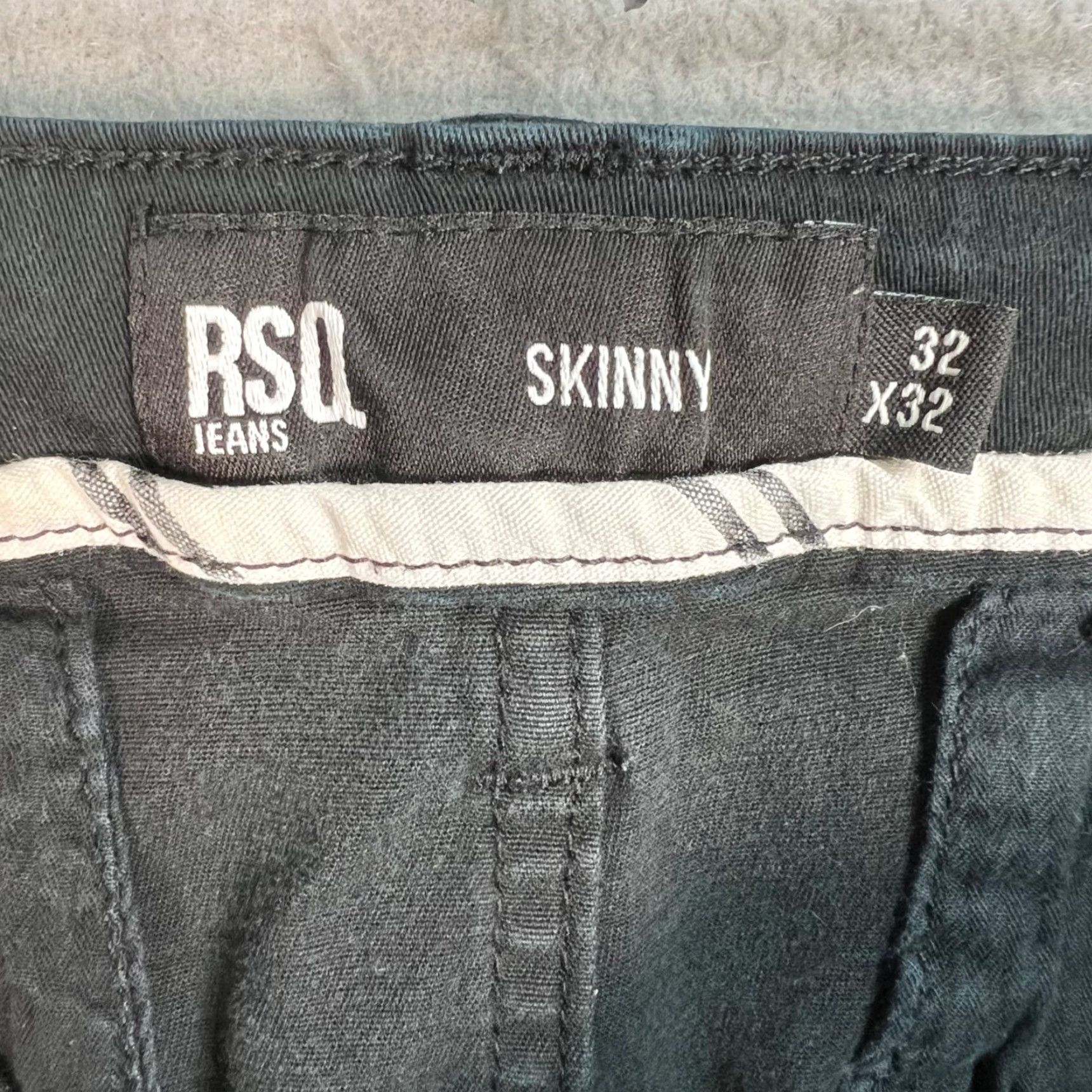 Rsq RSQ Jeans Mens 32 x 32 Skinny Fit Black Chino Pants Cotton Blend Jeans Skinny Fit 32 Black Chino RSQ Mens Pants Size 24" / US 00 / IT 34 - 3 Thumbnail
