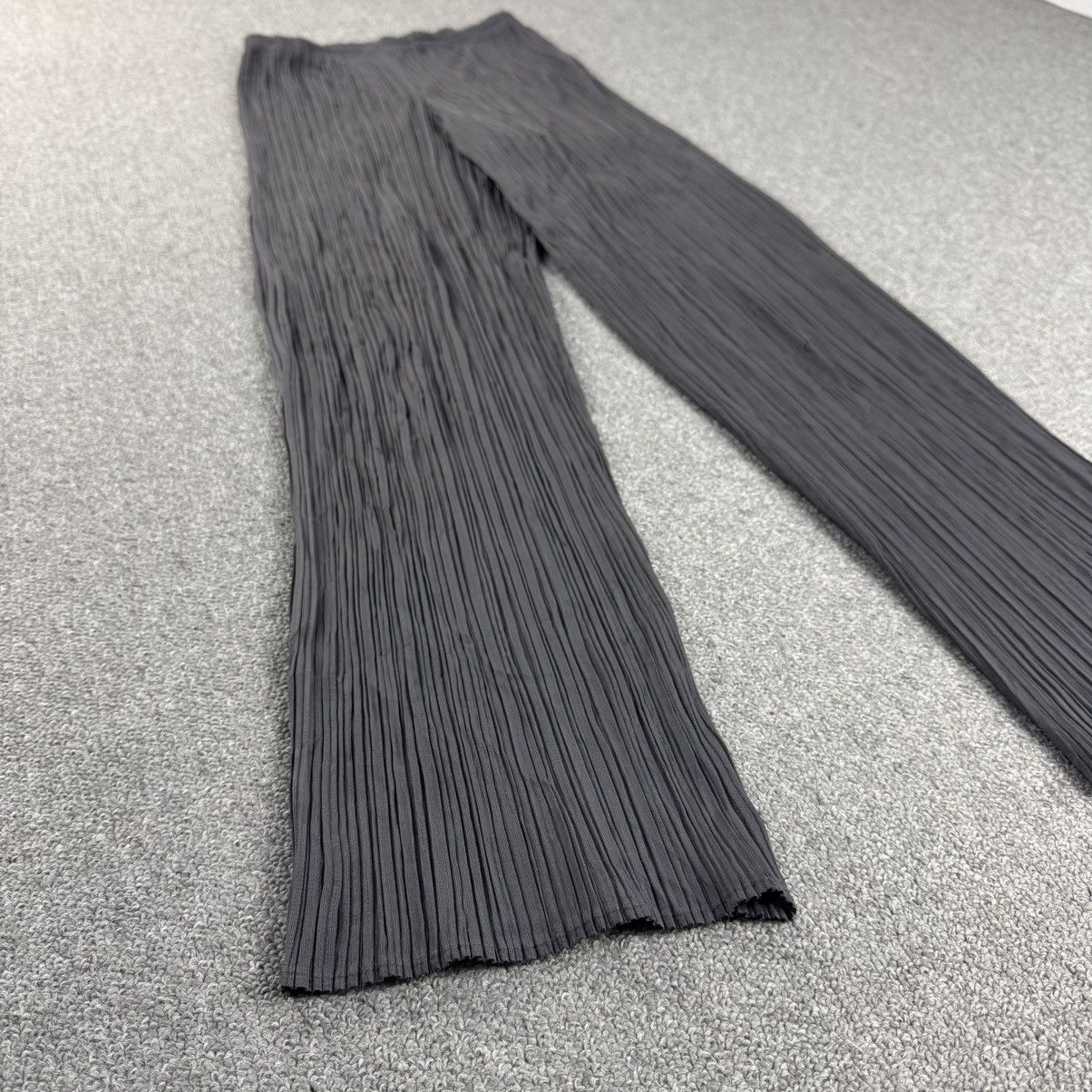 Pleats Please Issey Miyake Pleats Please - Issey Miyake - Pleated Gray Pants Size 23" - 2 Thumbnail