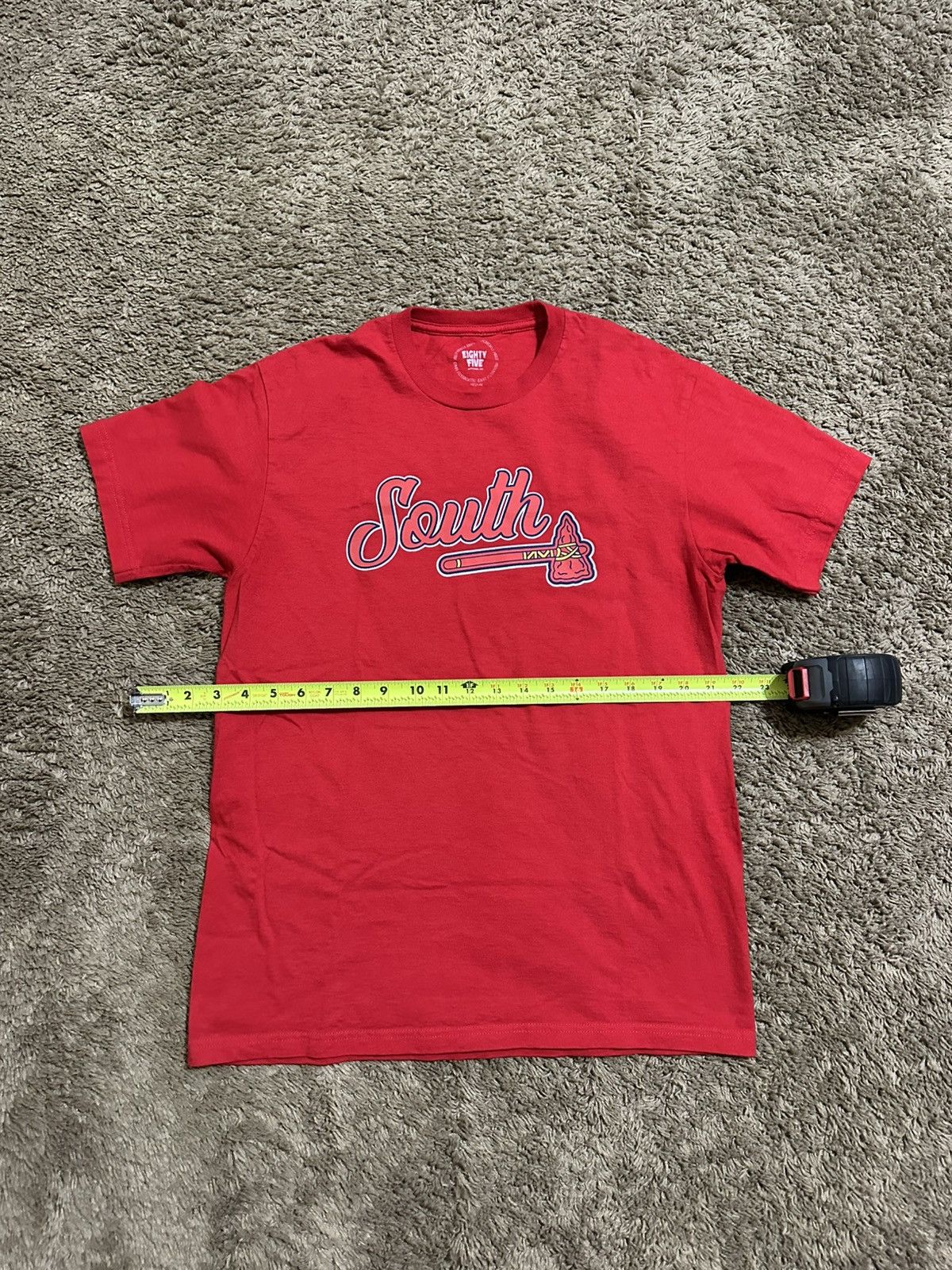 MLB Vintage 85 south “t-hawk triple red” shirt 00s size medium Size US M / EU 48-50 / 2 - 4 Thumbnail