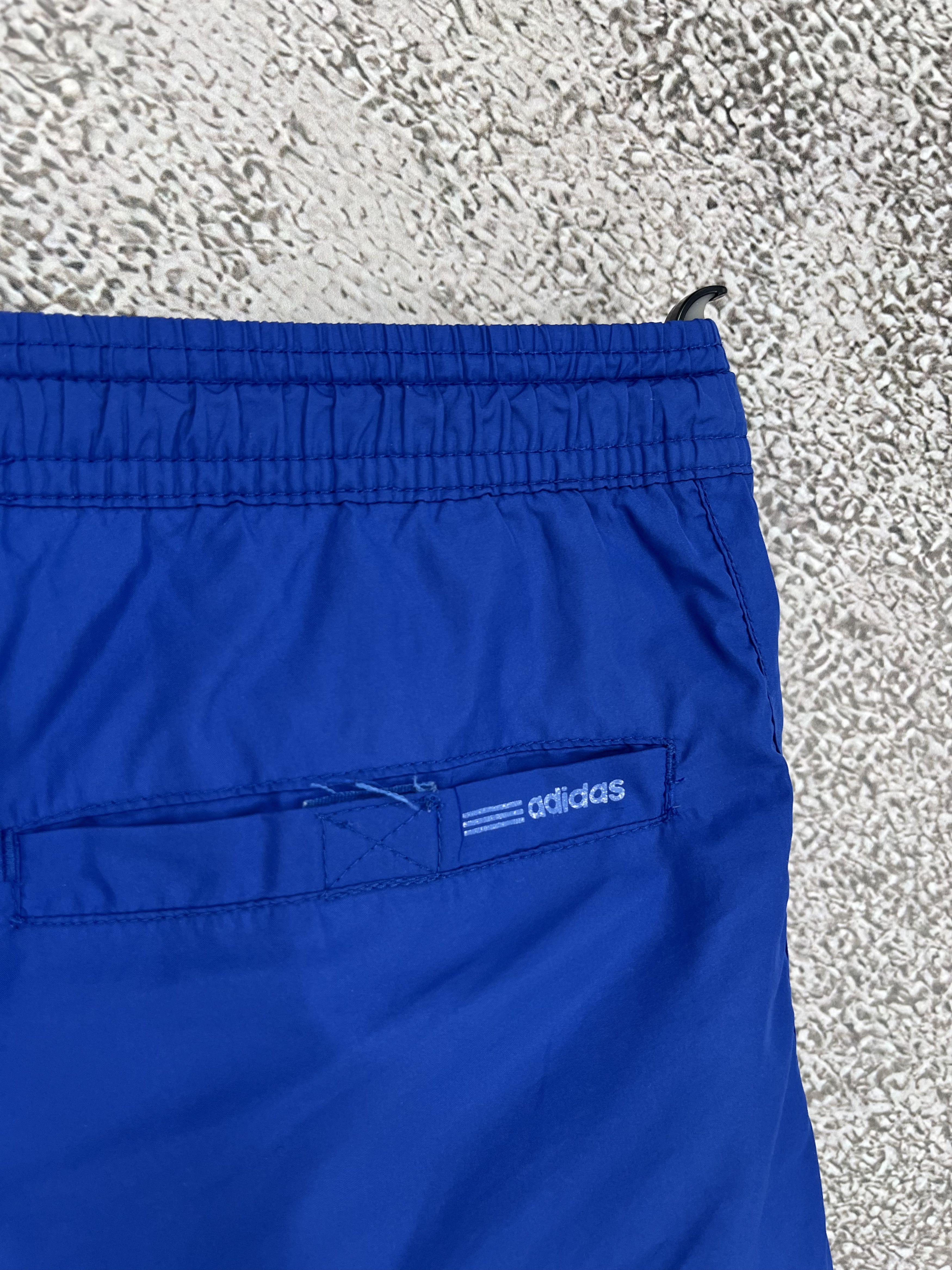Vintage Adidas 90s Vintage Mens Shorts Size-M Size US 32 / EU 48 - 9 Thumbnail