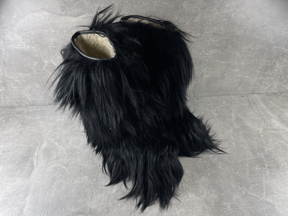 Vintage Artisan Avant-Garde Vintage Black Long Hair Fur Boots Black Size US 7 / IT 37 - 4 Thumbnail