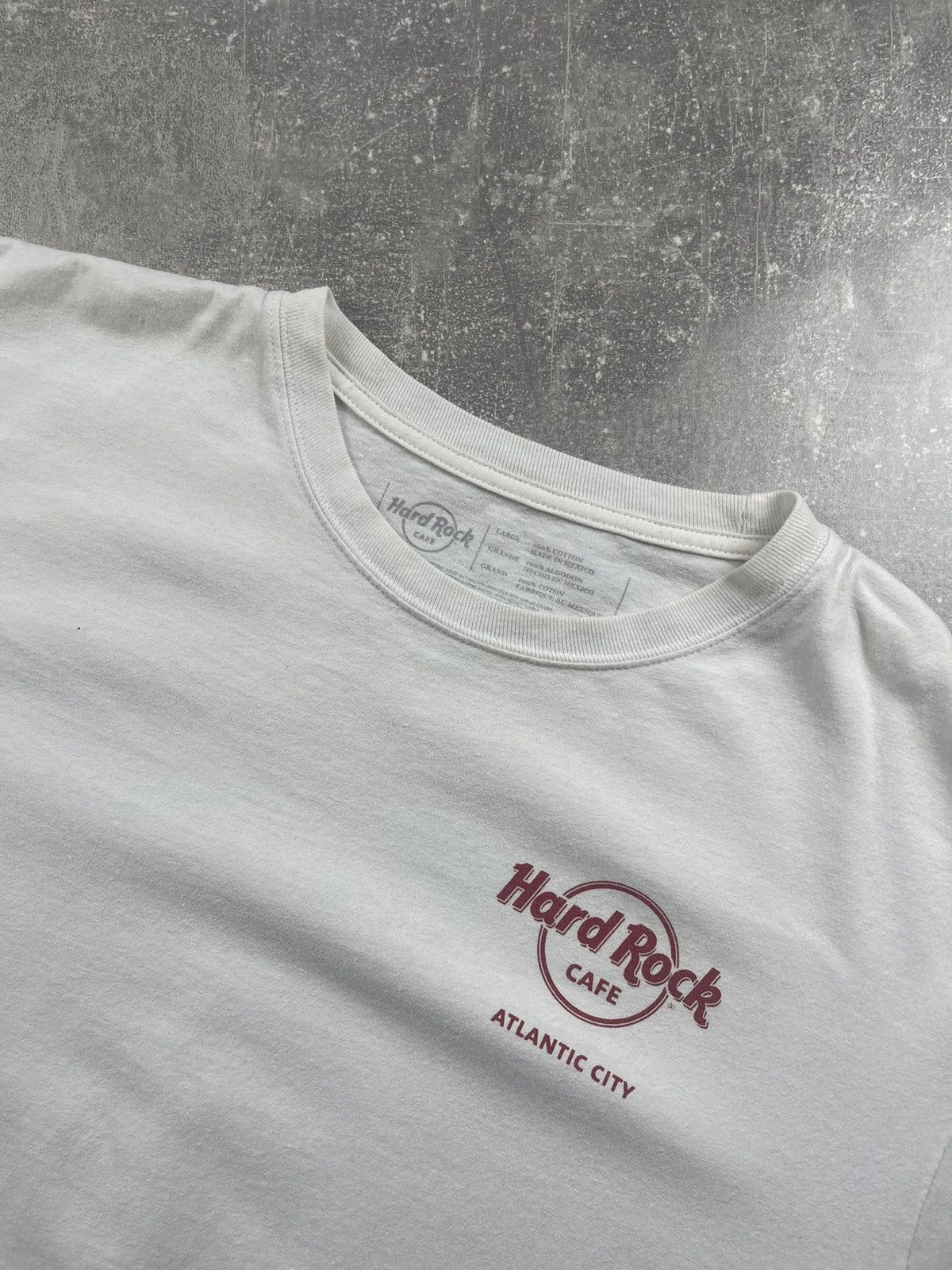 Band Tees × Hard Rock Cafe × Vintage Hard Rock Cafe Atlantic City Graphic Tee Guitar Print Tee Size US L / EU 52-54 / 3 - 5 Thumbnail