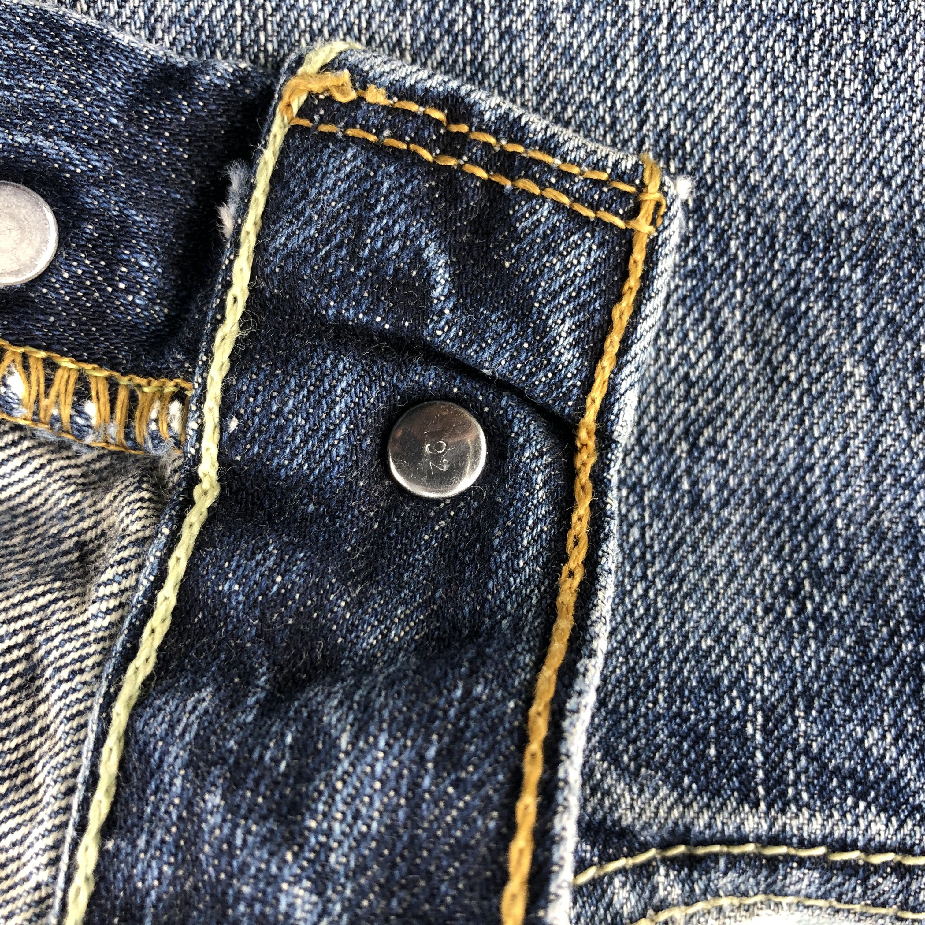 Levi's × Vintage Vintage Levis 501 Jeans-JM943 Size US 33 - 9 Thumbnail
