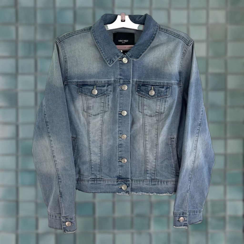 Nine West VINTAGE Nine West Denim Jacket Womens Size L Blue Stretch Casual Bohemian 90s Fashion Size L / US 10 / IT 46 - 1 Thumbnail