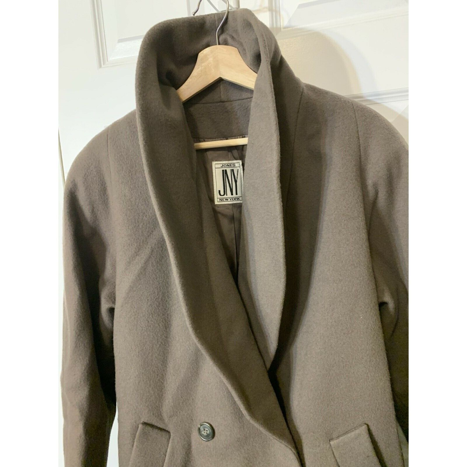 Jones New York Jones New York 100% Wool brown Double Breasted Sz L Trench C Size L / US 10 / IT 46 - 3 Thumbnail