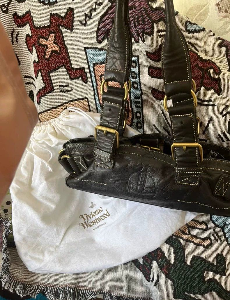 Vivienne Westwood Vivienne Westwood size os Black locomotive style Saturn imp Size ONE SIZE - 1 Thumbnail