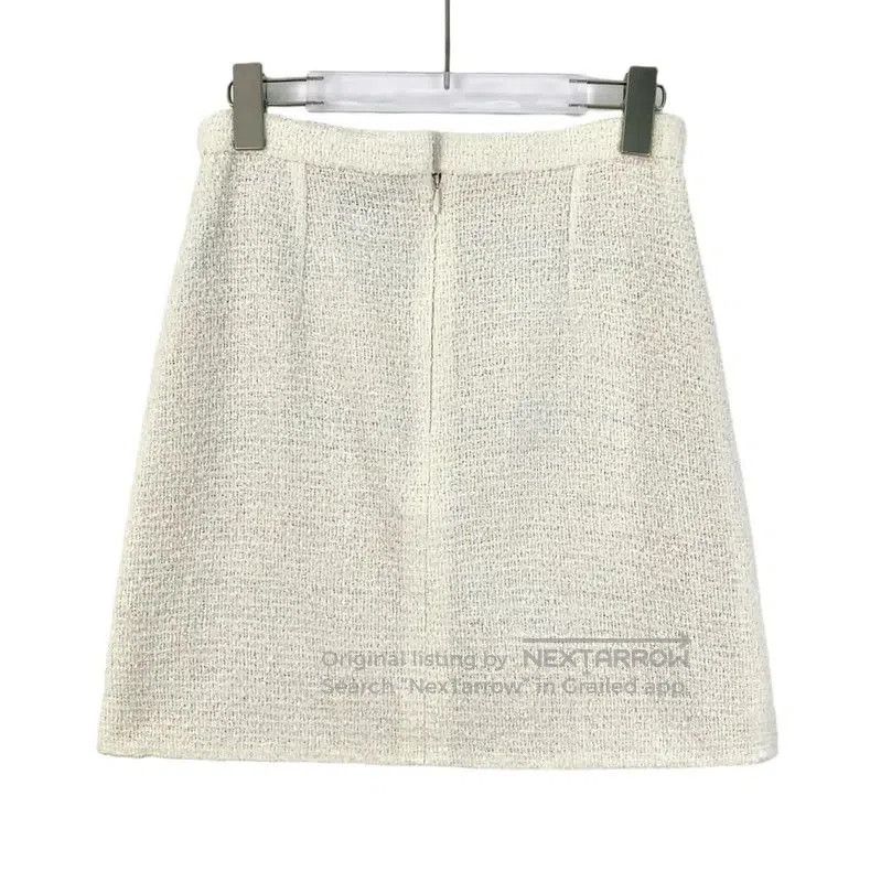 Chanel Chanel Cream Mini Skirt for Women . Size 22" - 2 Thumbnail