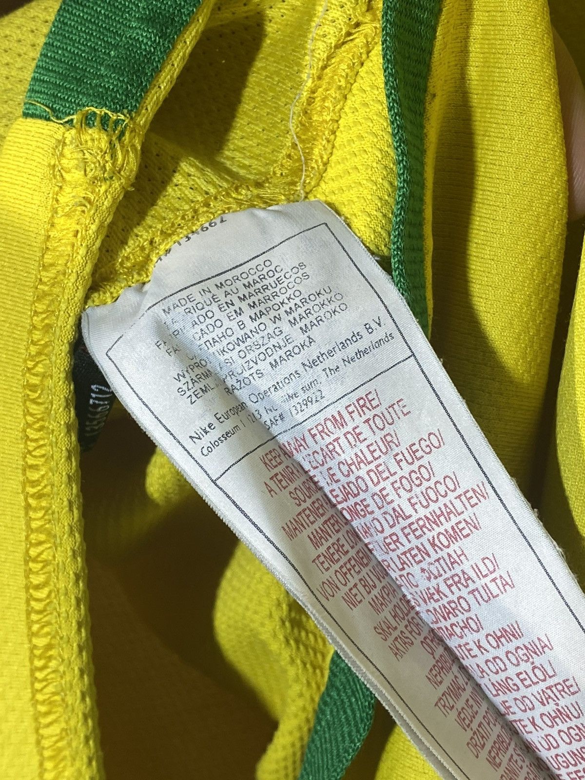 Nike Vintage 00s Nike Brazil National Team Retro Soccer Jersey Size US M / EU 48-50 / 2 - 12 Thumbnail