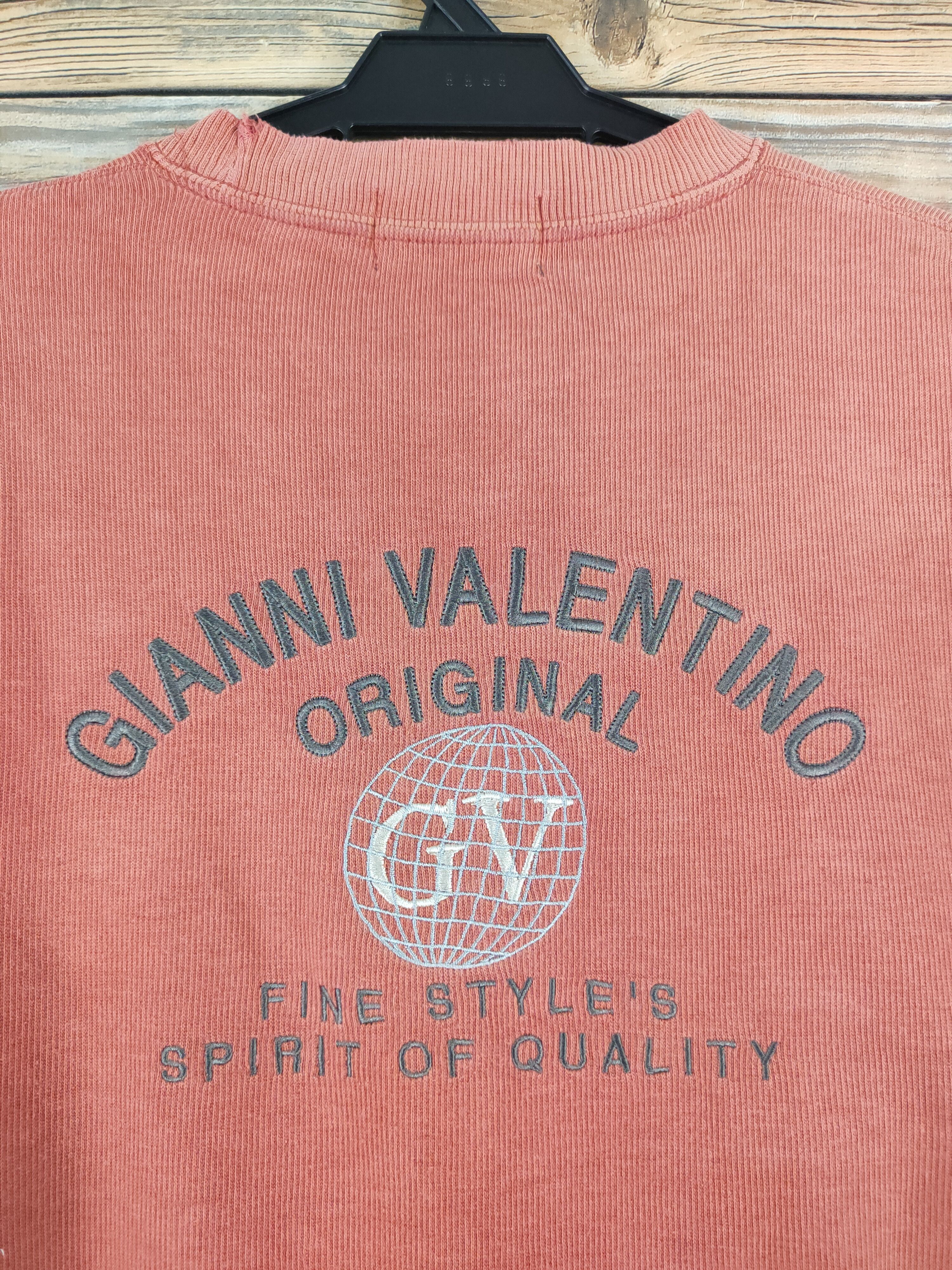 Gianni Valentino Gianni Valentino Red Faded vintage Sweatshirts #W2041 Size US L / EU 52-54 / 3 - 2 Thumbnail