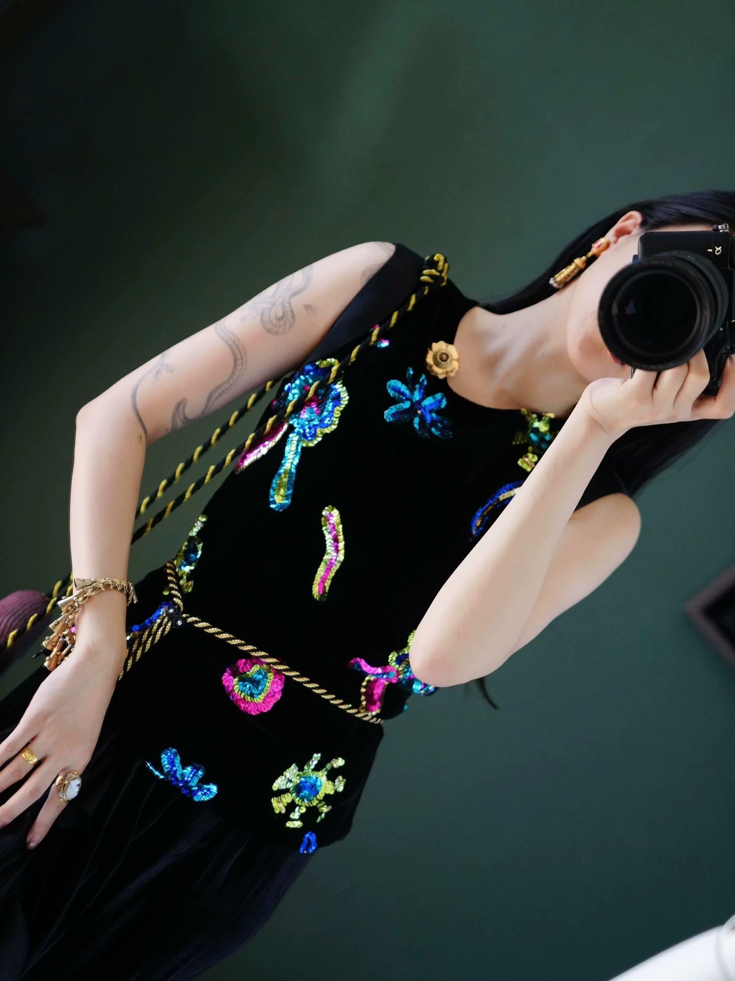 Christian Lacroix Christian Lacroix Black Velvet Hand Beaded Vest Women's M Size M / US 6-8 / IT 42-44 - 8 Thumbnail