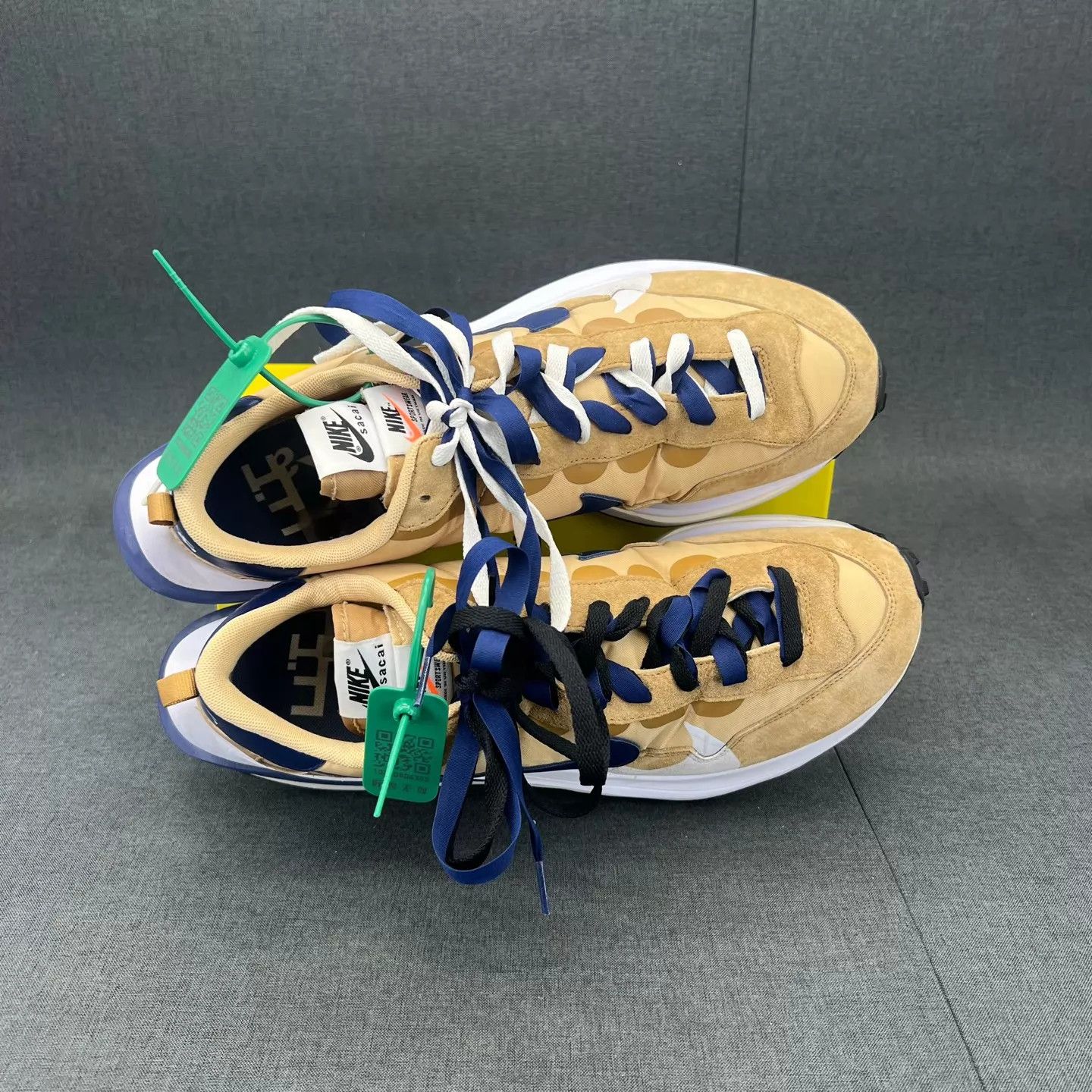 Nike Nike sacai vaporwaffle sesame khaki 47.5 like new 1 wear Size US 14 / EU 47 - 5 Thumbnail