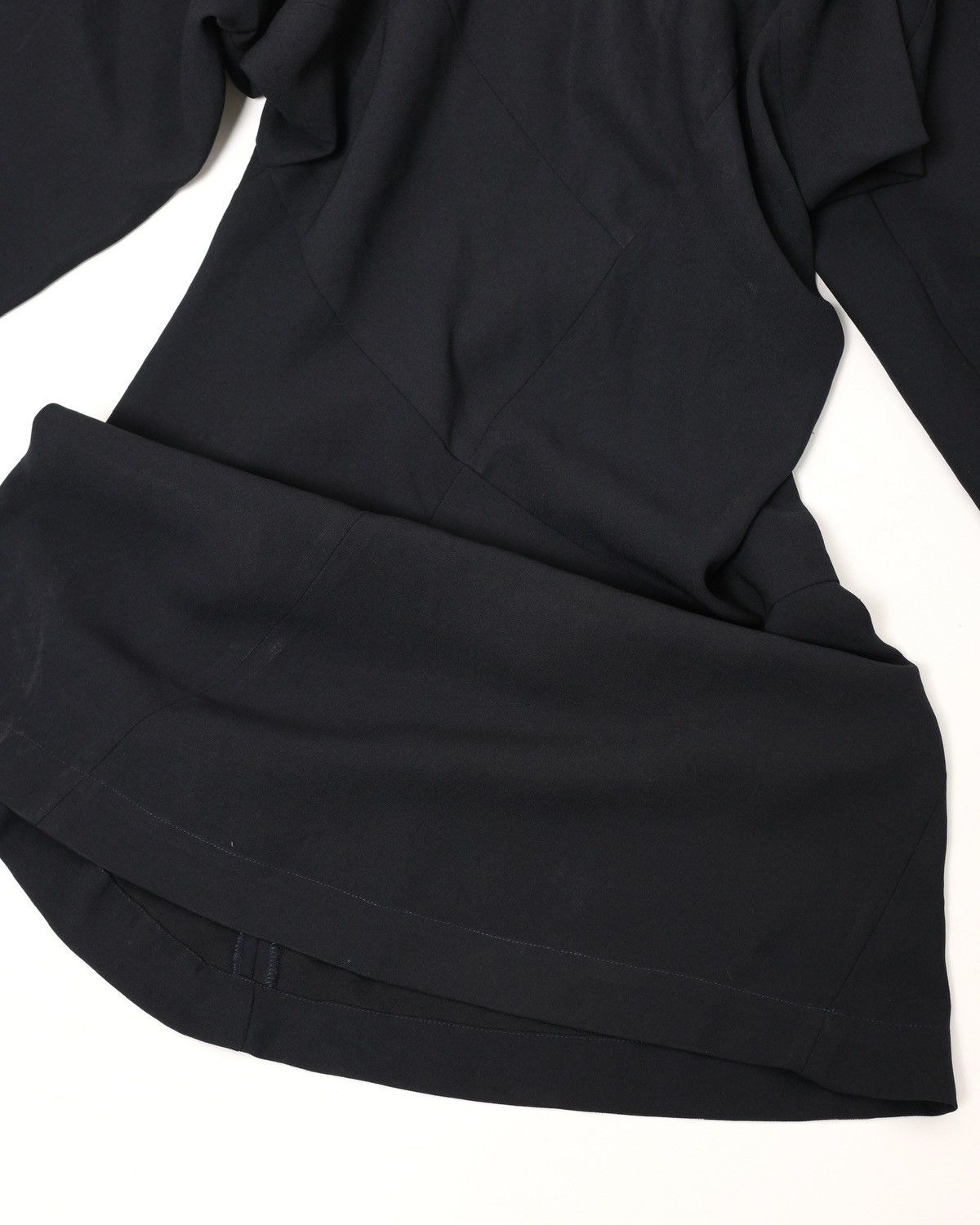 Comme des Garcons Mainline Comme Des Garcons Asymmetrical Top Size M / US 6-8 / IT 42-44 - 11 Thumbnail