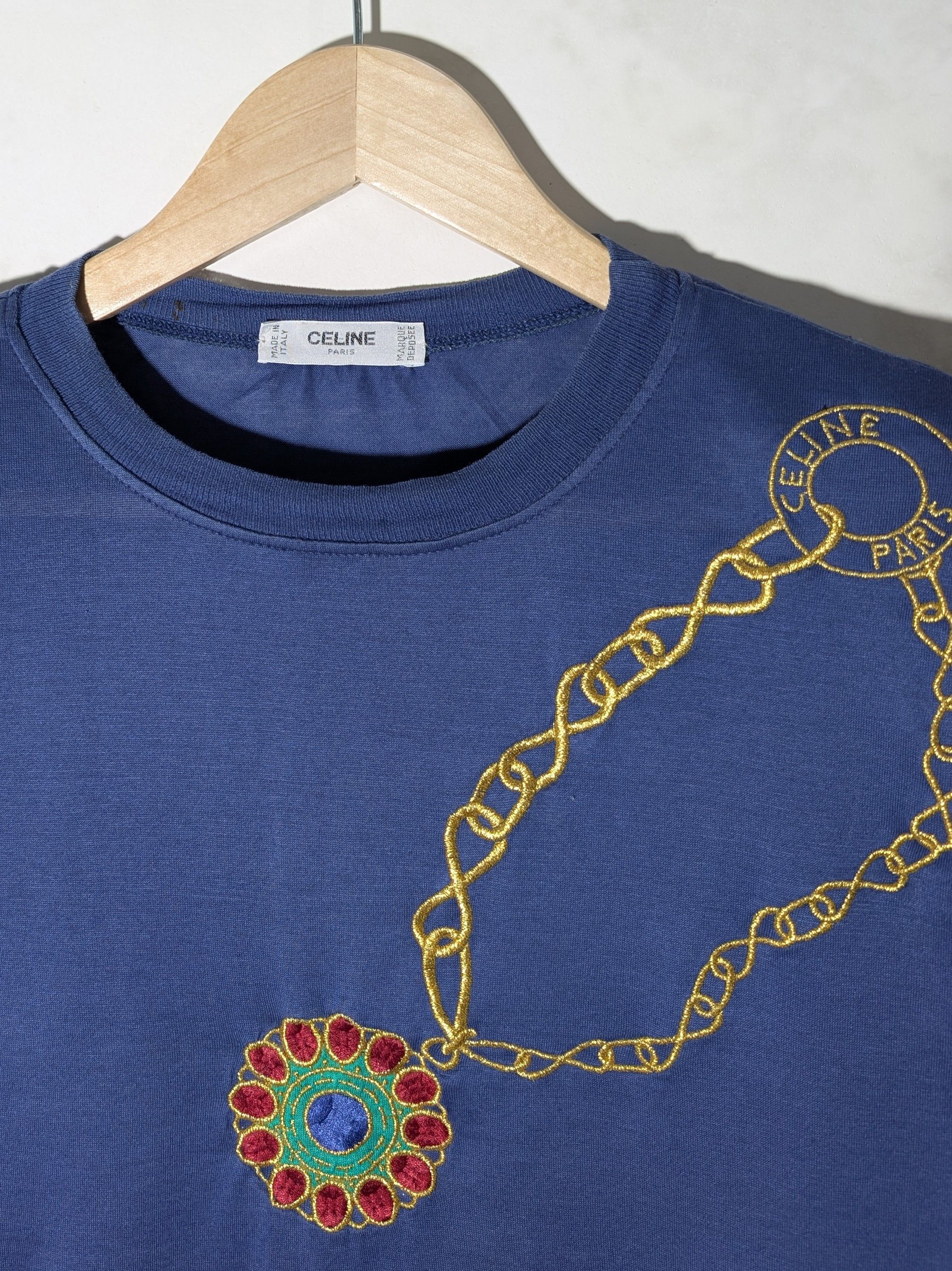 Celine Celine T-shirt With Shoulder Pads And Embroidered Pendant Size US M / EU 48-50 / 2 - 3 Thumbnail