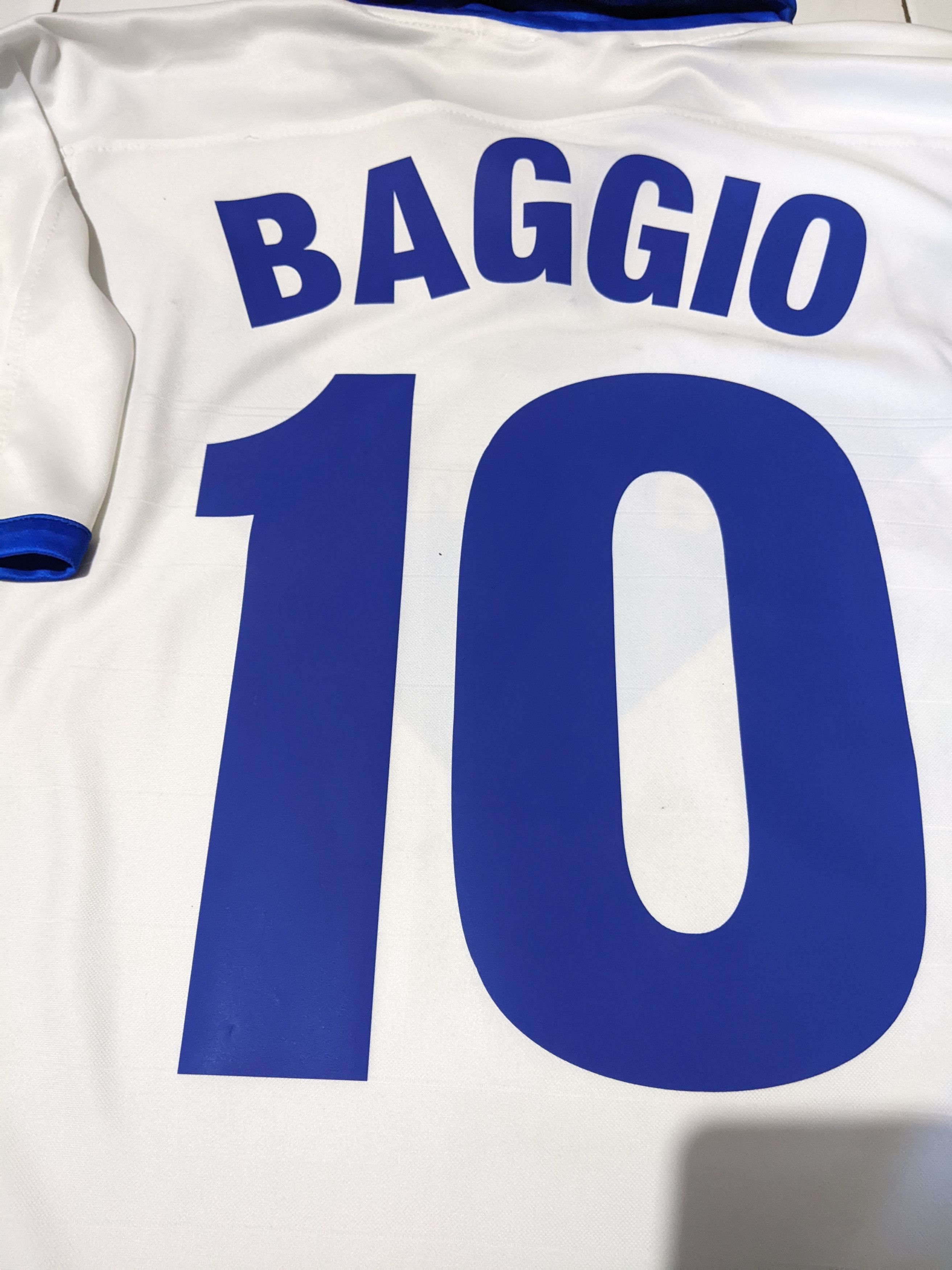 Umbro Brescia 2003-2004 Away Jersey Roberto Baggio 10 Size US L / EU 52-54 / 3 - 3 Thumbnail