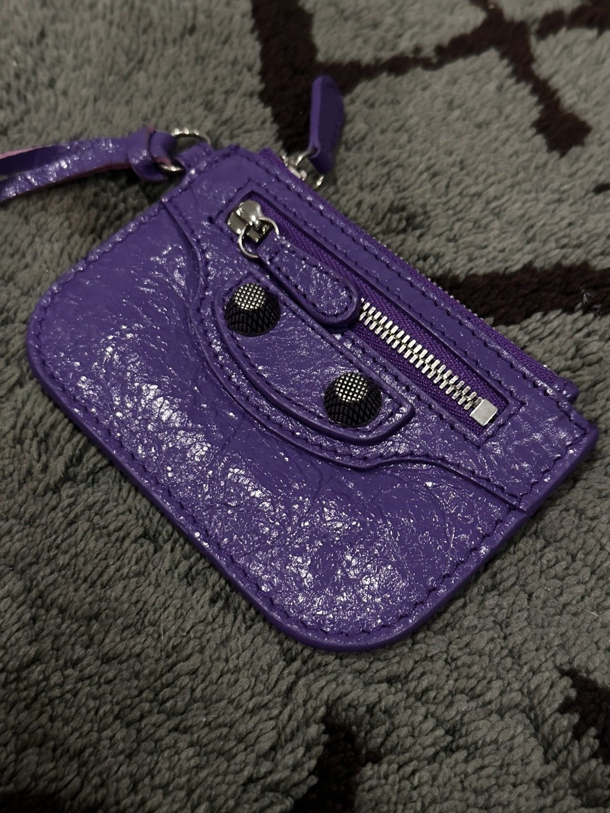 Balenciaga Purple Le Cagole Coin Holder in Arena Lambskin Size ONE SIZE - 2 Thumbnail