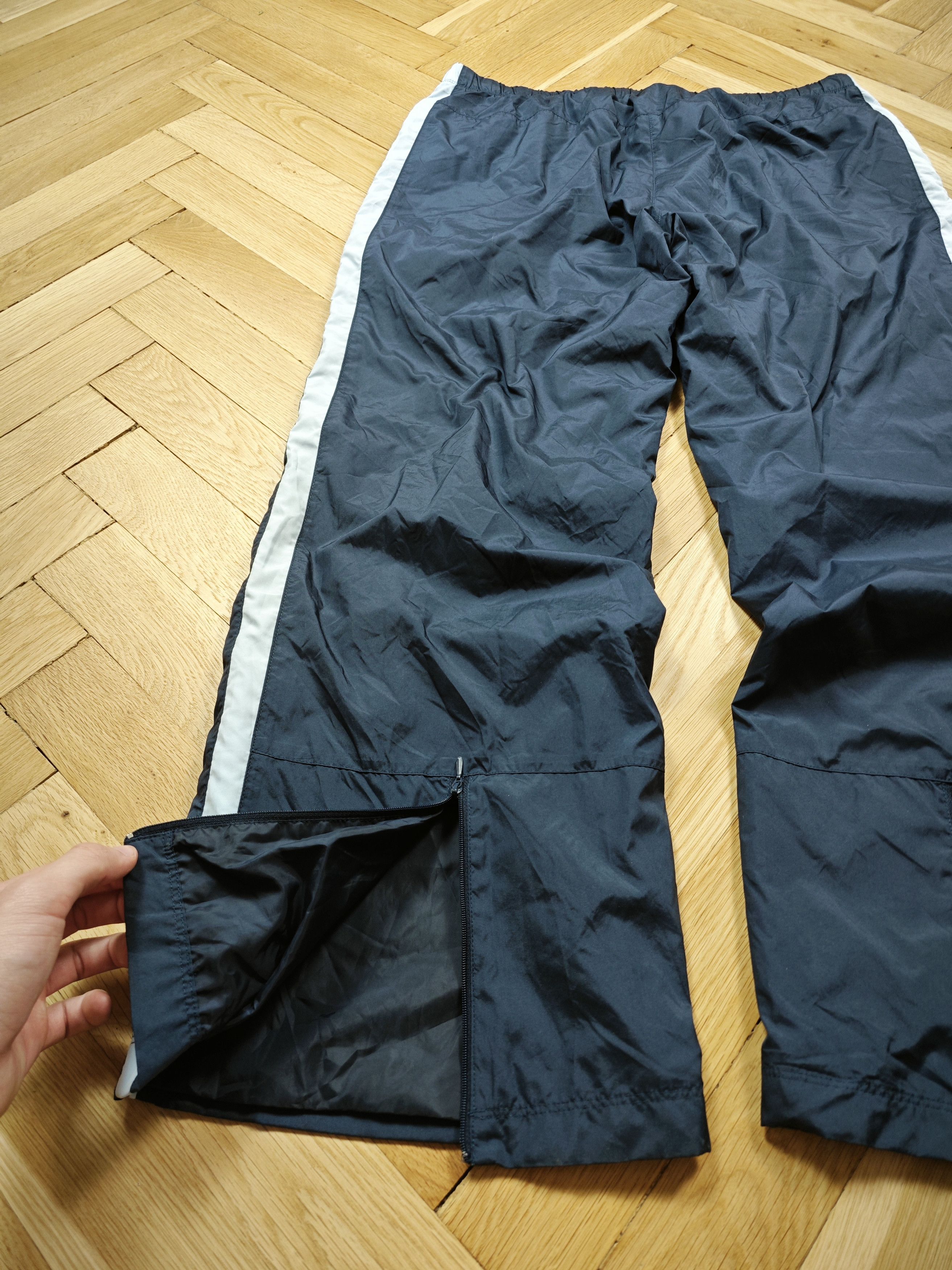 Nike Nike vintage trackpants Size US 37 - 5 Thumbnail