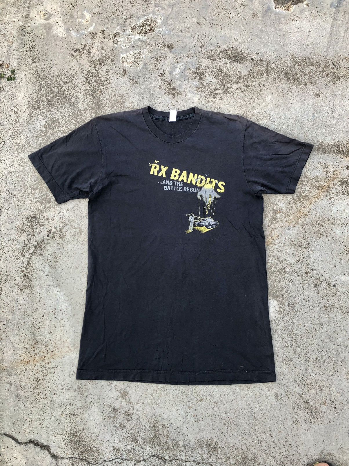 Band Tees TRASHED⚡️⚡️RX BANDITS BAND TEE Size US M / EU 48-50 / 2 - 1 Thumbnail