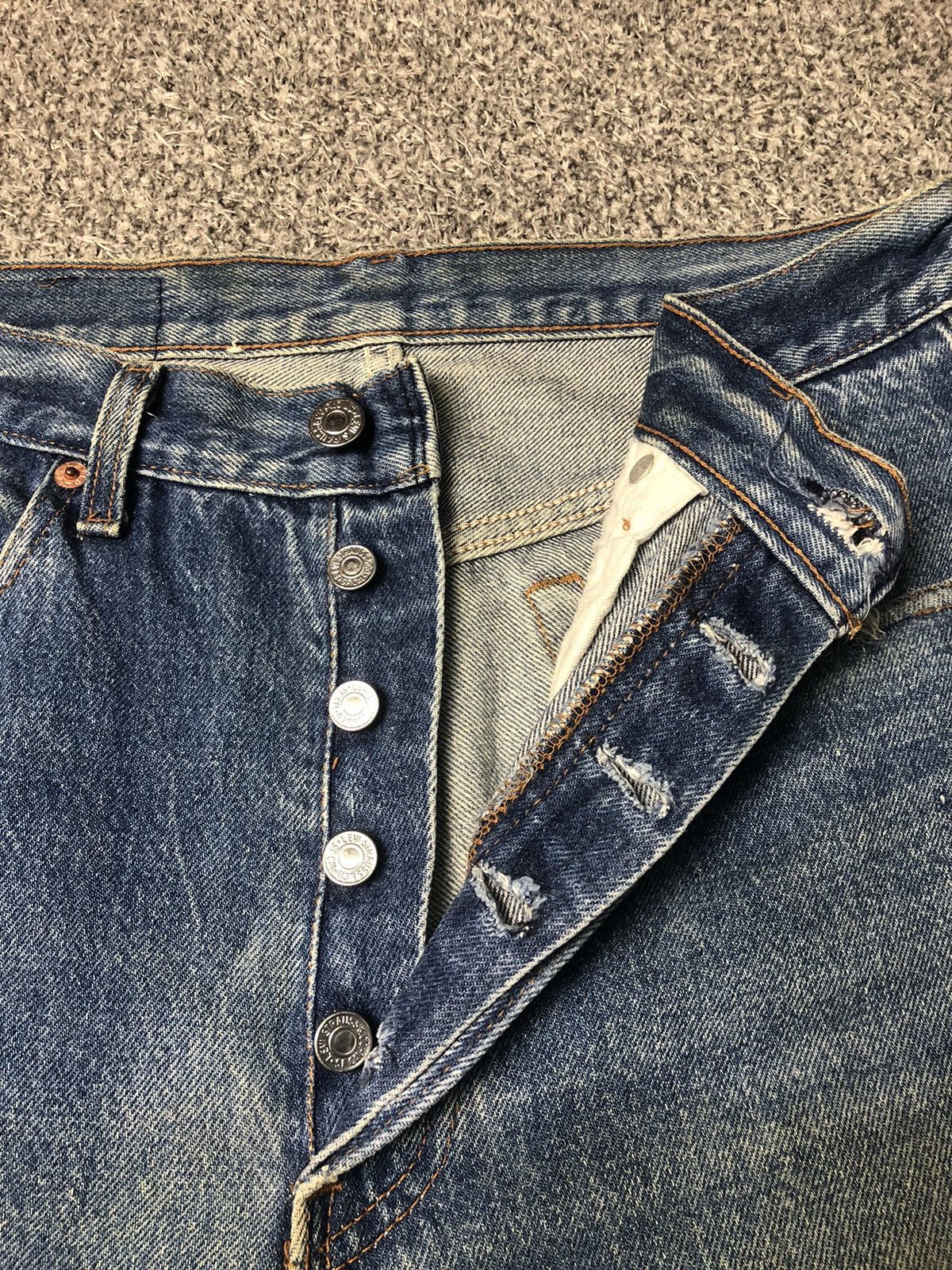 Levi's × Vintage Vintage Levis 501xx Distressed Custom Shortpants Size US 33 - 7 Thumbnail