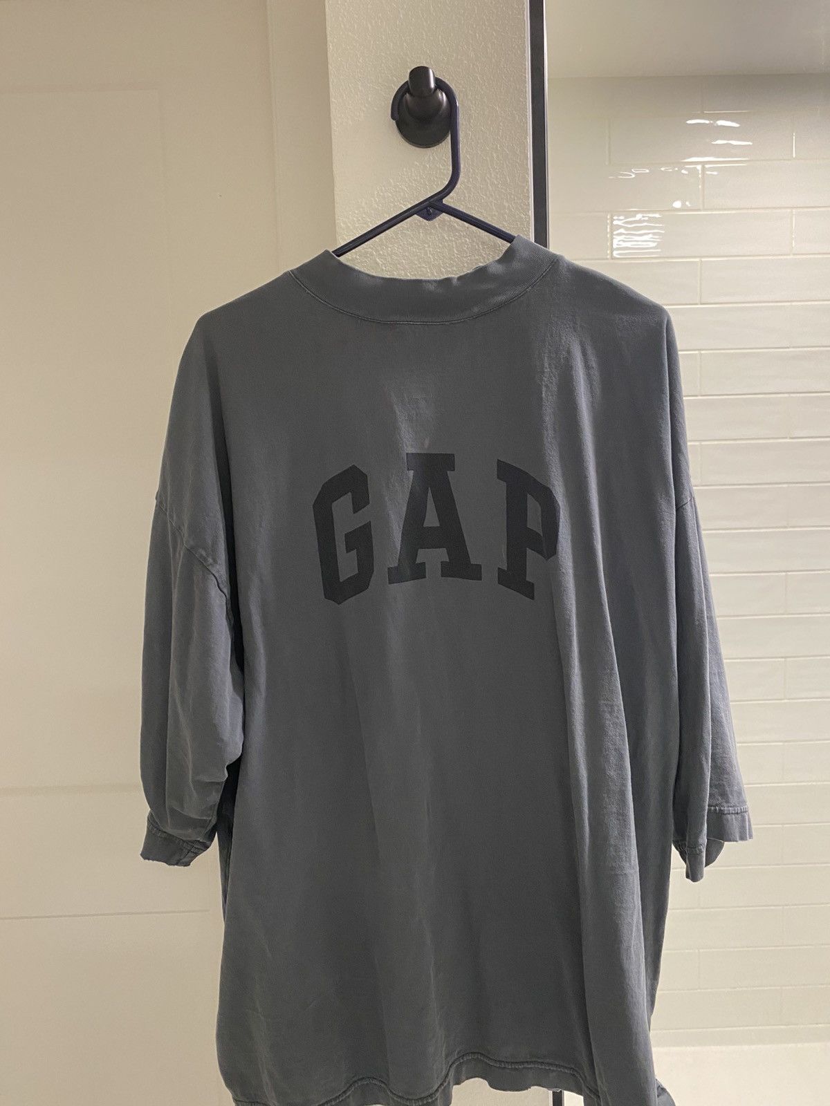 Balenciaga × Gap × Kanye West YZY Gap T-Shirt Used Size US M / EU 48-50 / 2 - 1 Thumbnail