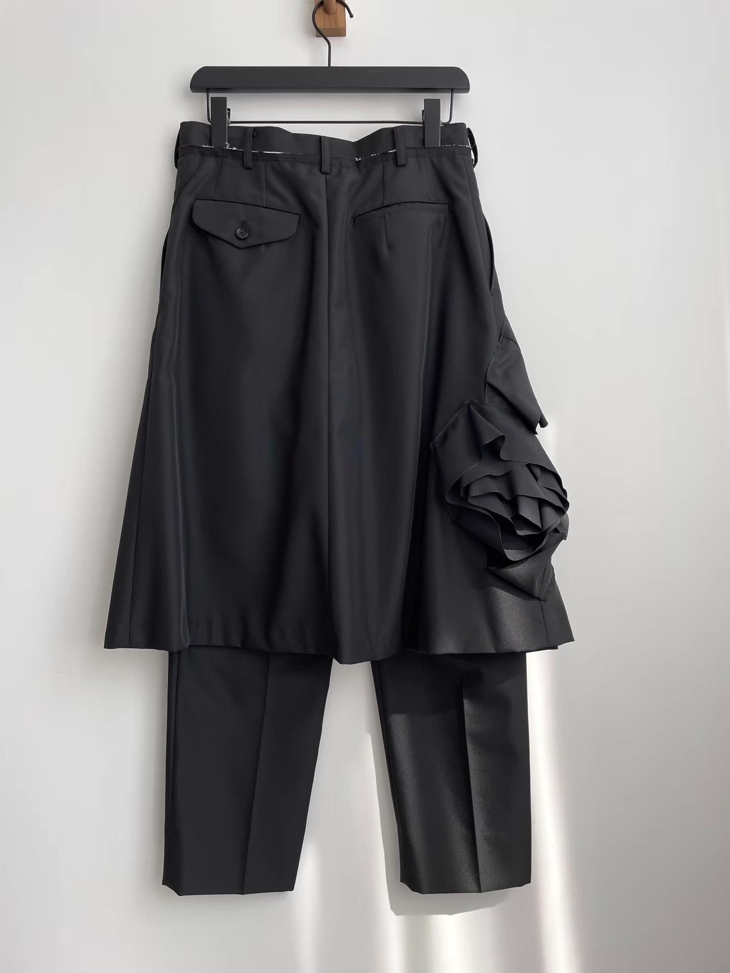 Comme des Garcons Comme des Garçons Two-in-one faux skirt pants。Ｑ24 Size 34" / US 12 / IT 48 - 4 Thumbnail