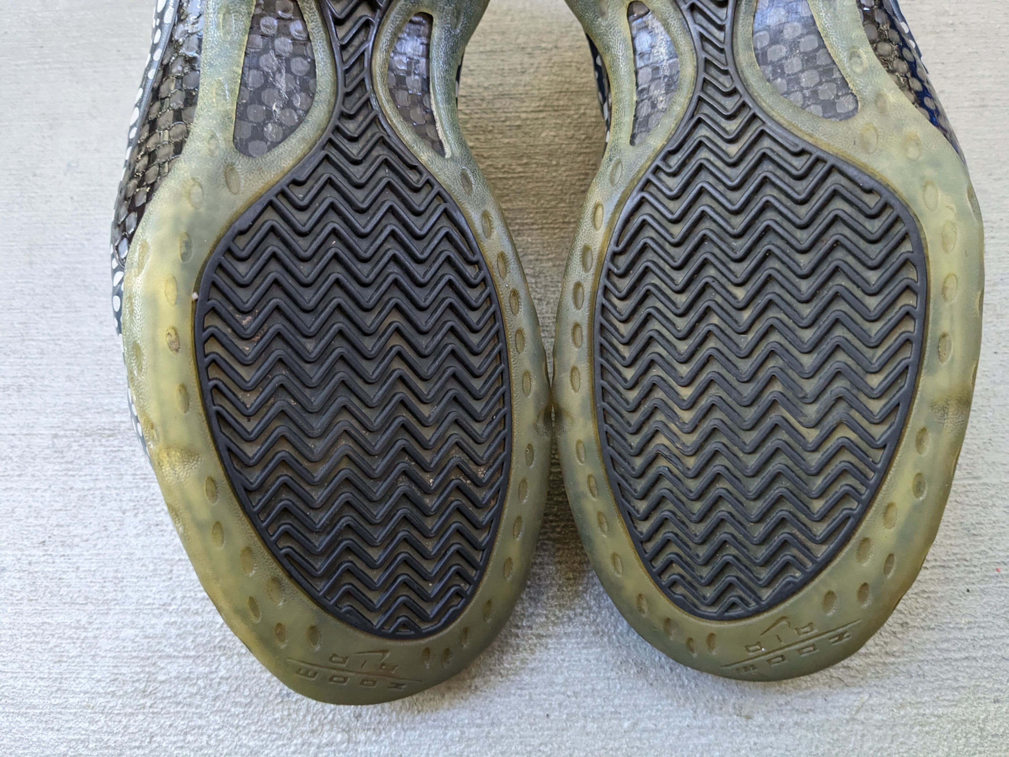 Nike Nike Air Foamposite One PRM Safari 10 Gray 575420-003 Size US 10 / EU 43 - 16 Thumbnail