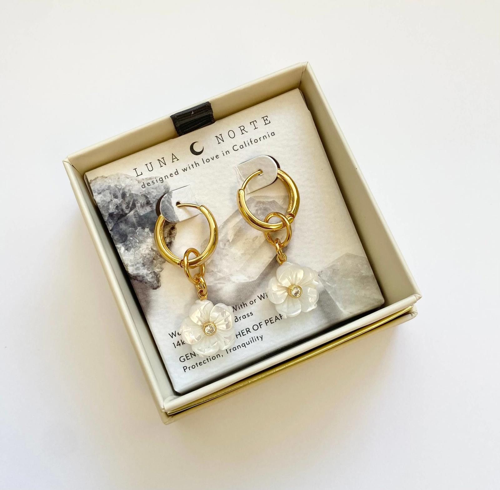 Other Luna Norte Tulum Flora 2-in-1 Charm Huggie Hoop Earring Size ONE SIZE - 3 Thumbnail