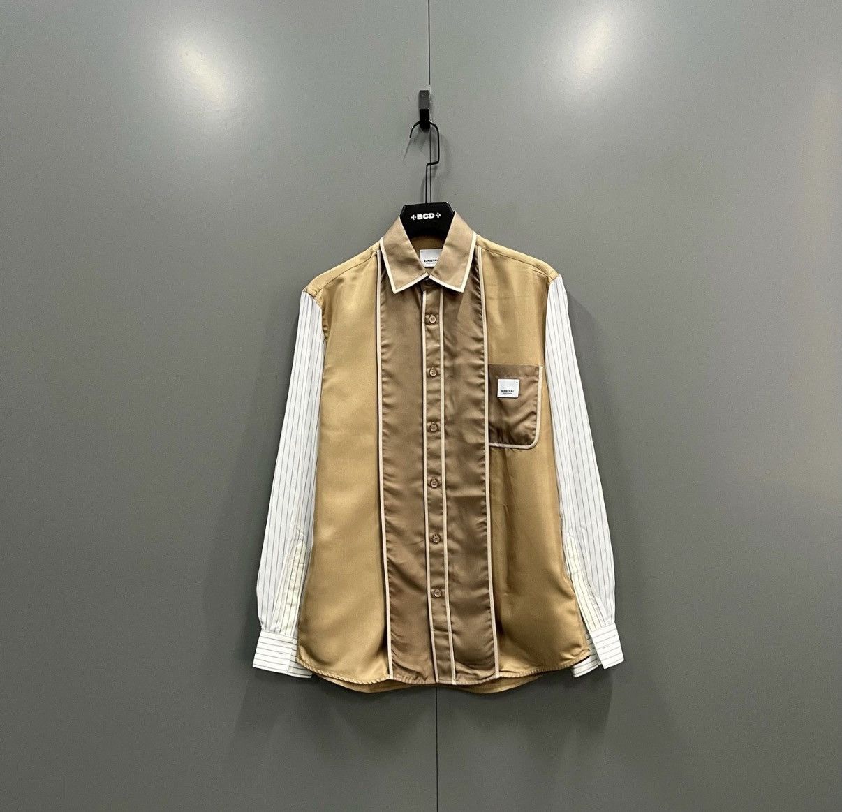 Burberry Burberry Logo Intarsia Spliced Shirt J41 Size S / US 4 / IT 40 - 1 Thumbnail
