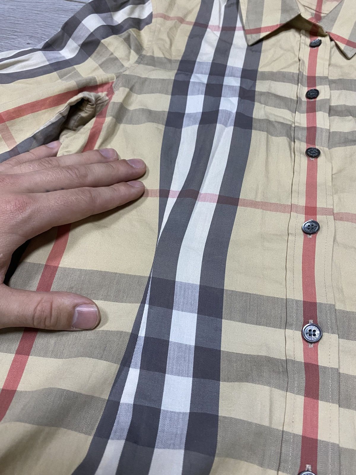 Burberry Burberry over check London shirt nova buttons up Size S / US 4 / IT 40 - 12 Thumbnail