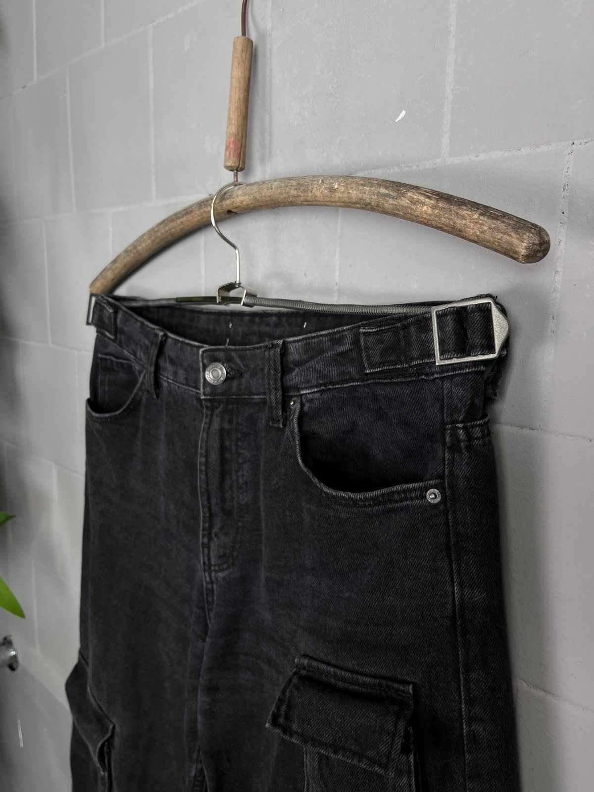 Designer 8 POCKETS BONDAGE CARGO FADED HEAVY DENIM PANTS - 3253 Size US 31 - 4 Thumbnail