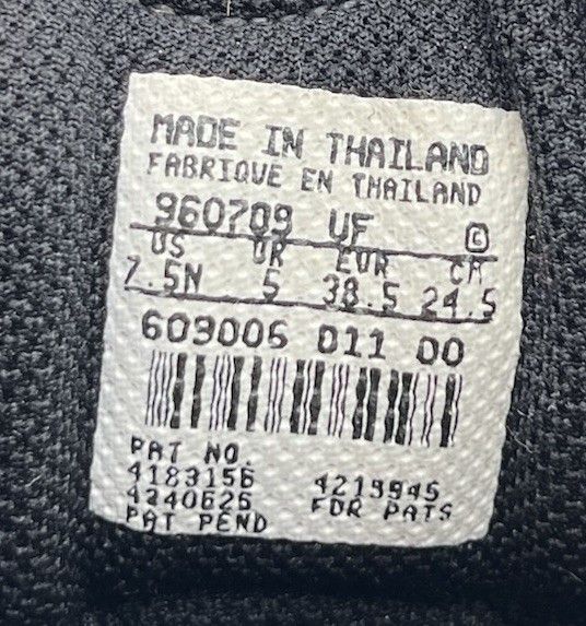 Nike ACG Vtg Nike Air ACG Women’s Size 7.5 Outdoor Black Hiking Boots Size US 7.5 / IT 37.5 - 11 Thumbnail
