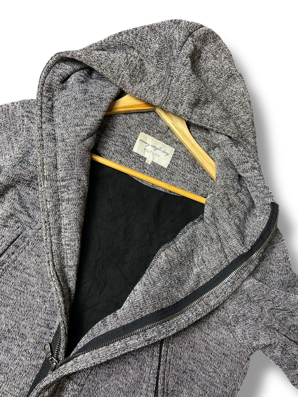 Japanese Brand × Vintage YOUTILITY Japanese Brand Zipped Hoodies (124) Size US L / EU 52-54 / 3 - 3 Thumbnail
