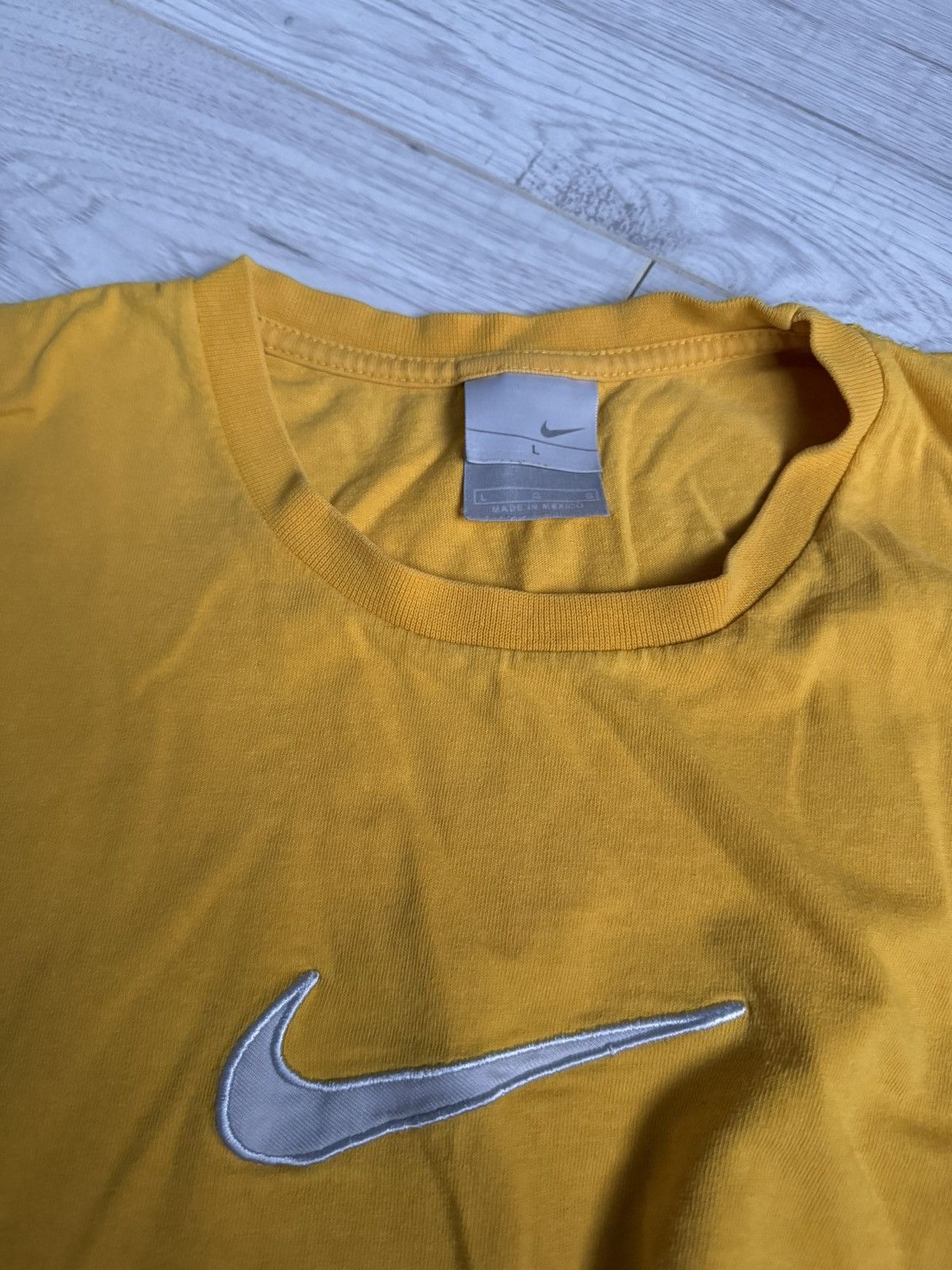 Nike × Vintage VINTAGE Nike Y2K sweatshirt Logo Swoosh centre Size US L / EU 52-54 / 3 - 3 Thumbnail